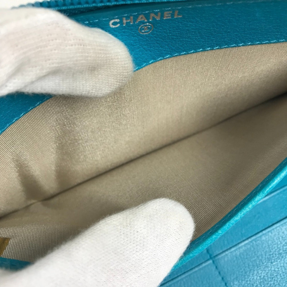 Chanel Blue Leather Long Wallet (Bi-Fold) (Pre-Owned)