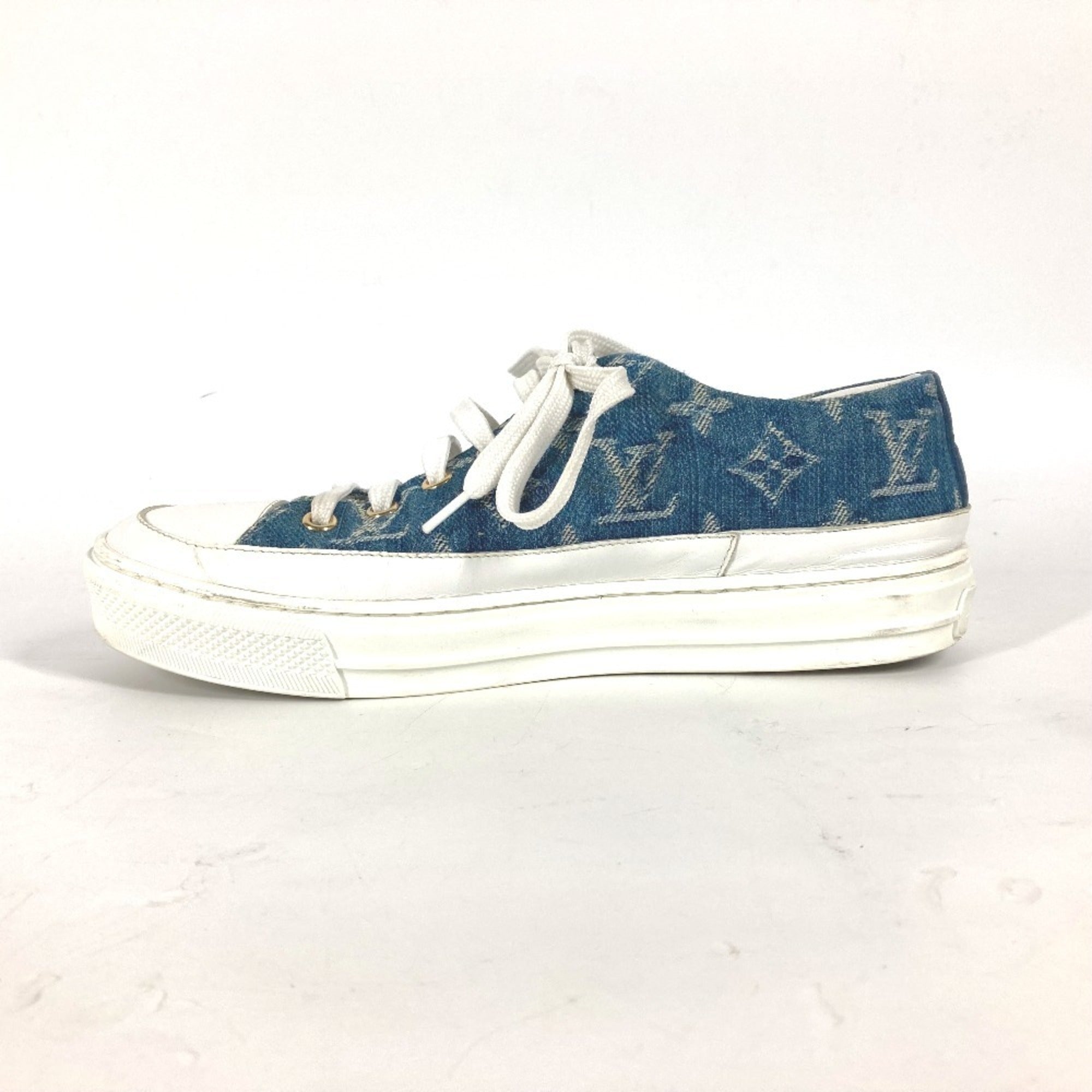 Louis Vuitton Blue Sneakers (Pre-Owned)
