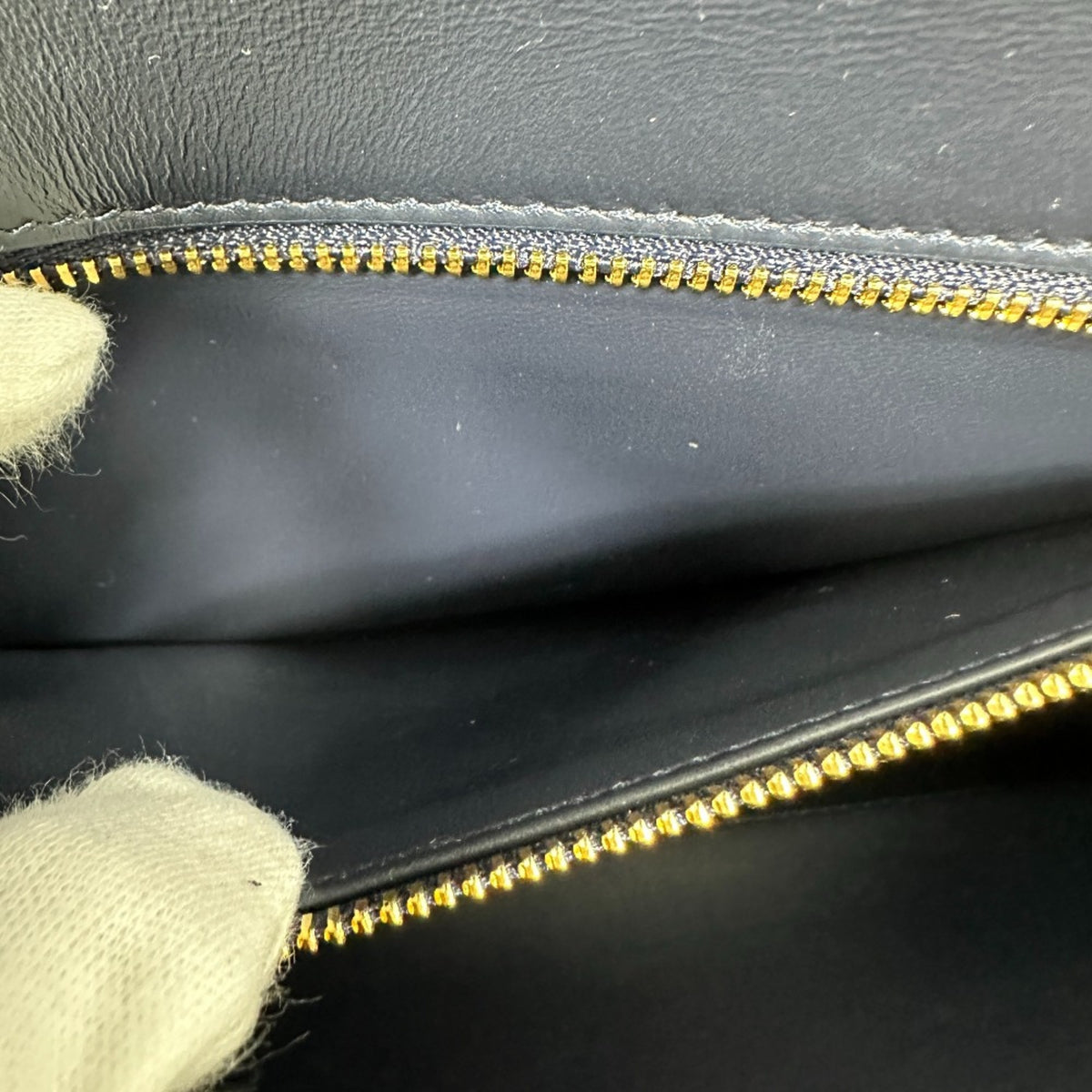 Christian Dior Black Leather Shoulder Bag (Pre-Owned)