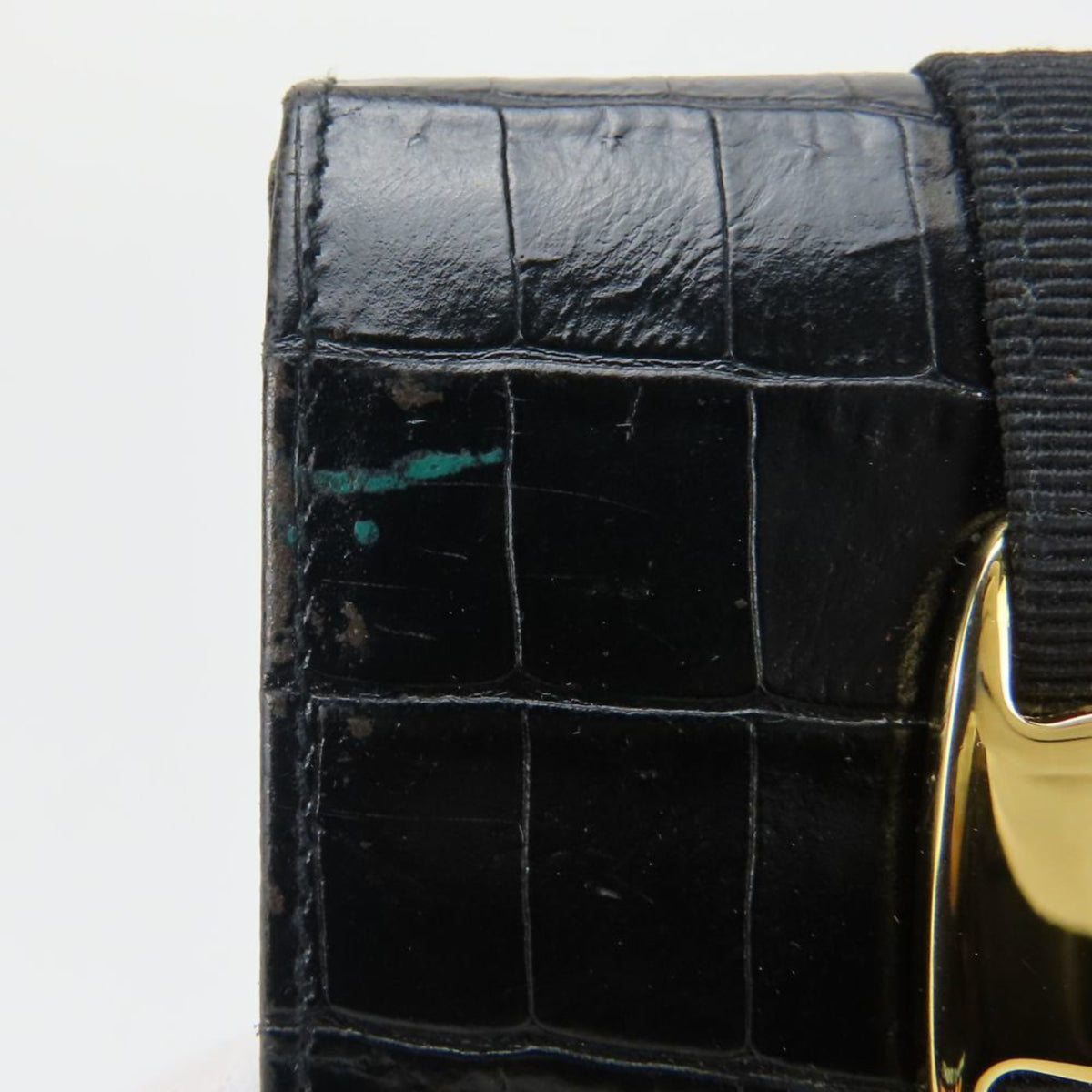 Salvatore Ferragamo Vara Black Leather Wallet (Bi-Fold) (Pre-Owned)