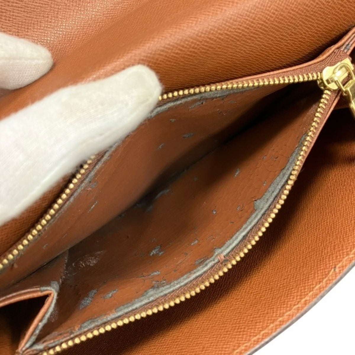 Louis Vuitton Brown Monogram Handbag (Pre-Owned)