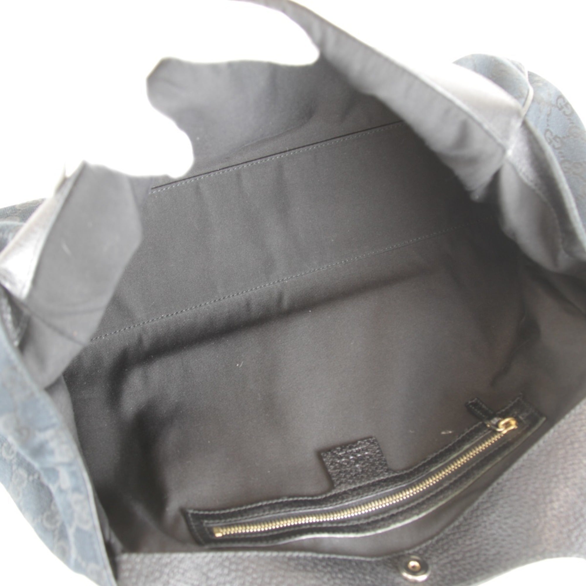 Gucci Black White Gg Canvas Handbag (Pre-Owned)