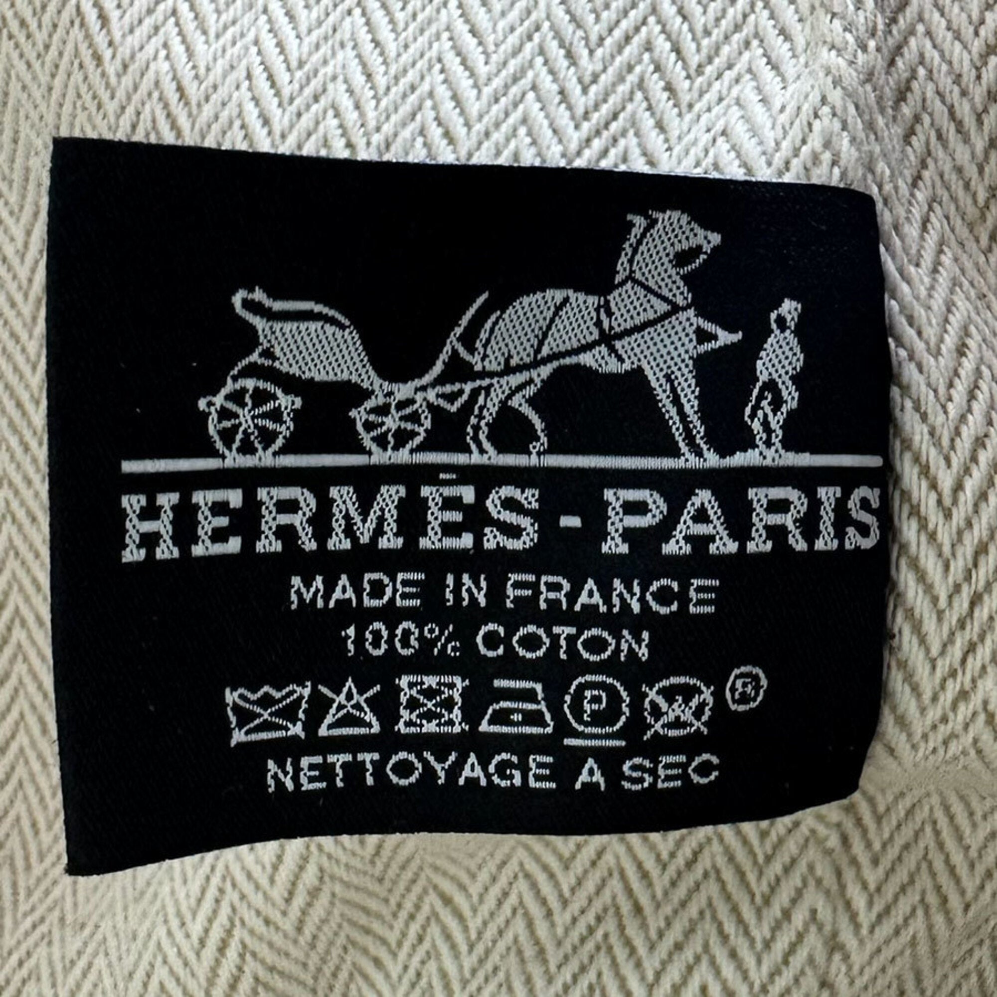 Hermes Pink Canvas Handbag Pouch (Pre-Owned)