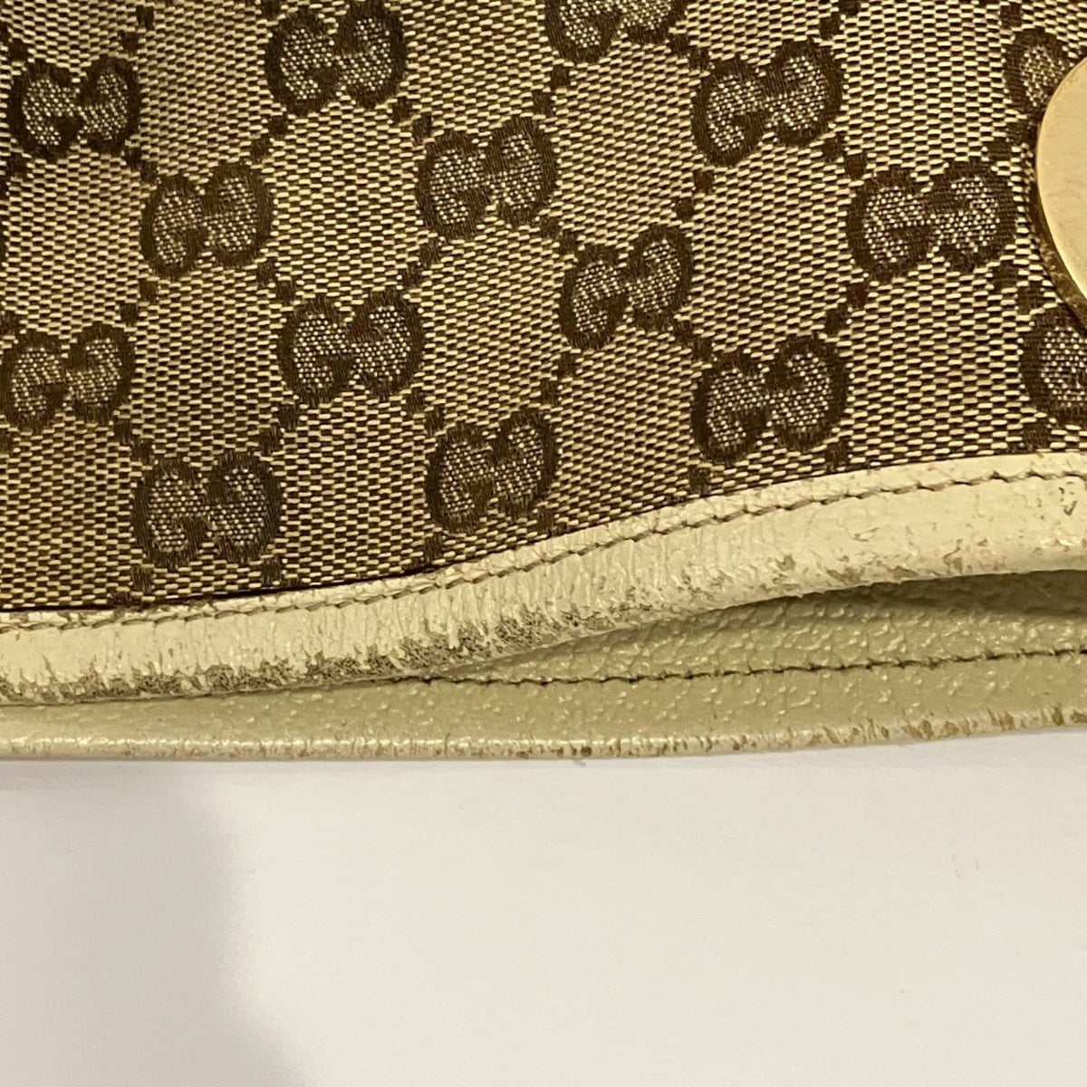 Gucci Gg Canvas Beige Gg Canvas Shoulder Bag (Pre-Owned)