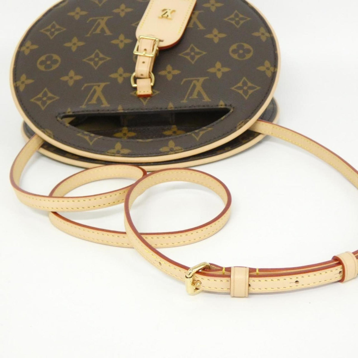 Louis Vuitton Brown Coated Canvas Shoulder Bag (Pre-Owned)