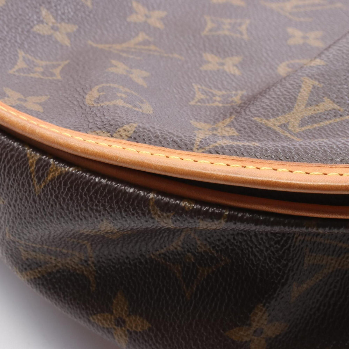 Louis Vuitton Brown Monogram Monogram Leather Handbag Shoulder Bag (Pre-Owned)