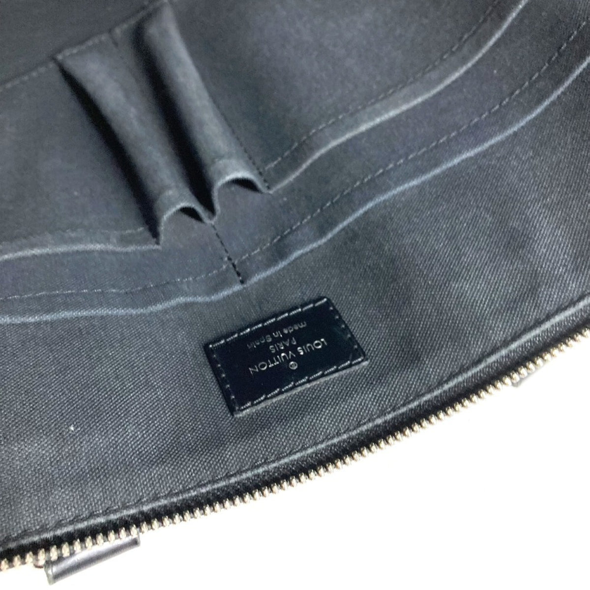 Louis Vuitton Black Damier Graphite Briefcase Handbag (Pre-Owned)