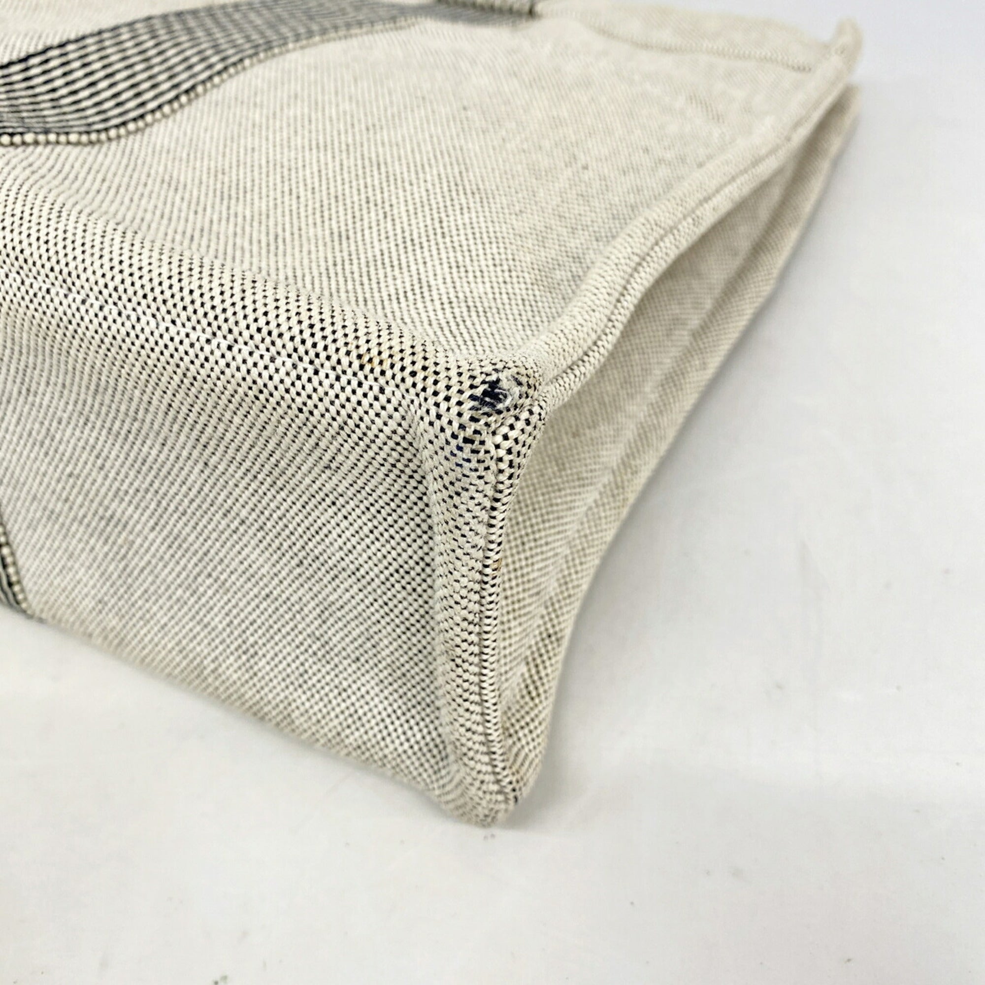 Hermes Black Canvas Tote Bag (Pre-Owned)