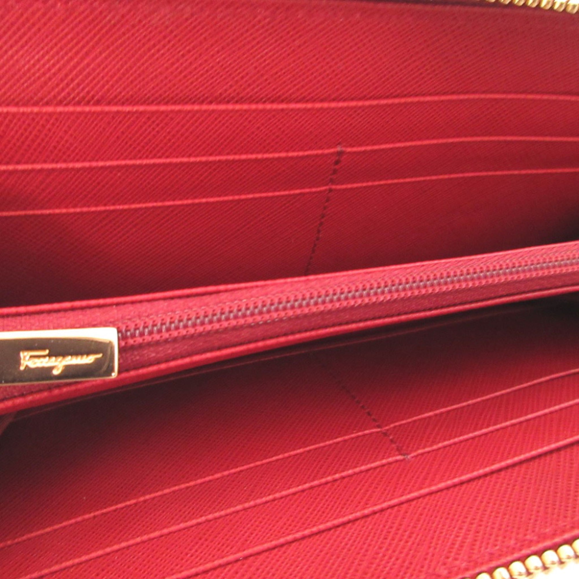 Salvatore Ferragamo Red Color Leather Long Wallet (Bi-Fold) (Pre-Owned)
