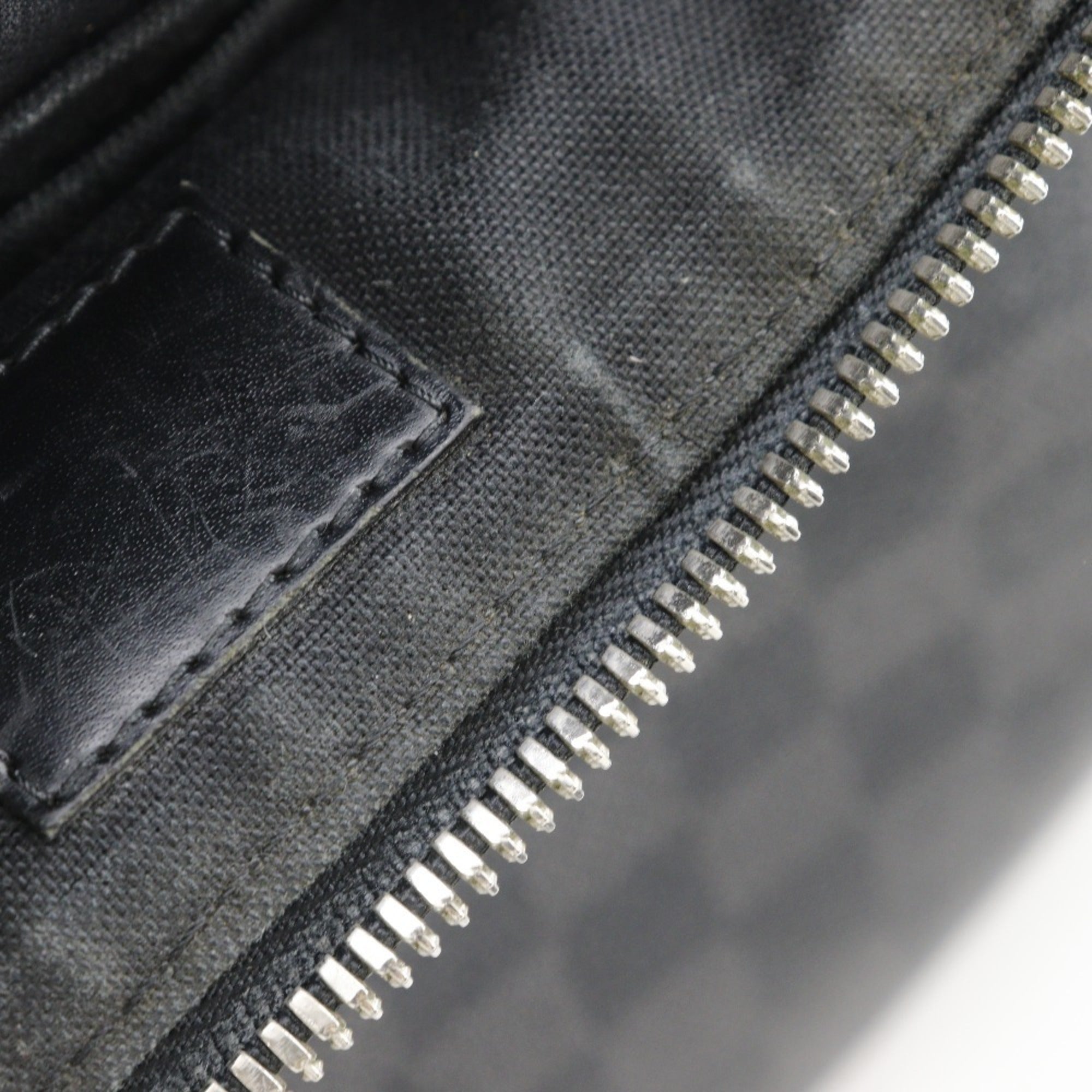 Louis Vuitton Black Damier Graphite Canvas Shoulder Bag (Pre-Owned)