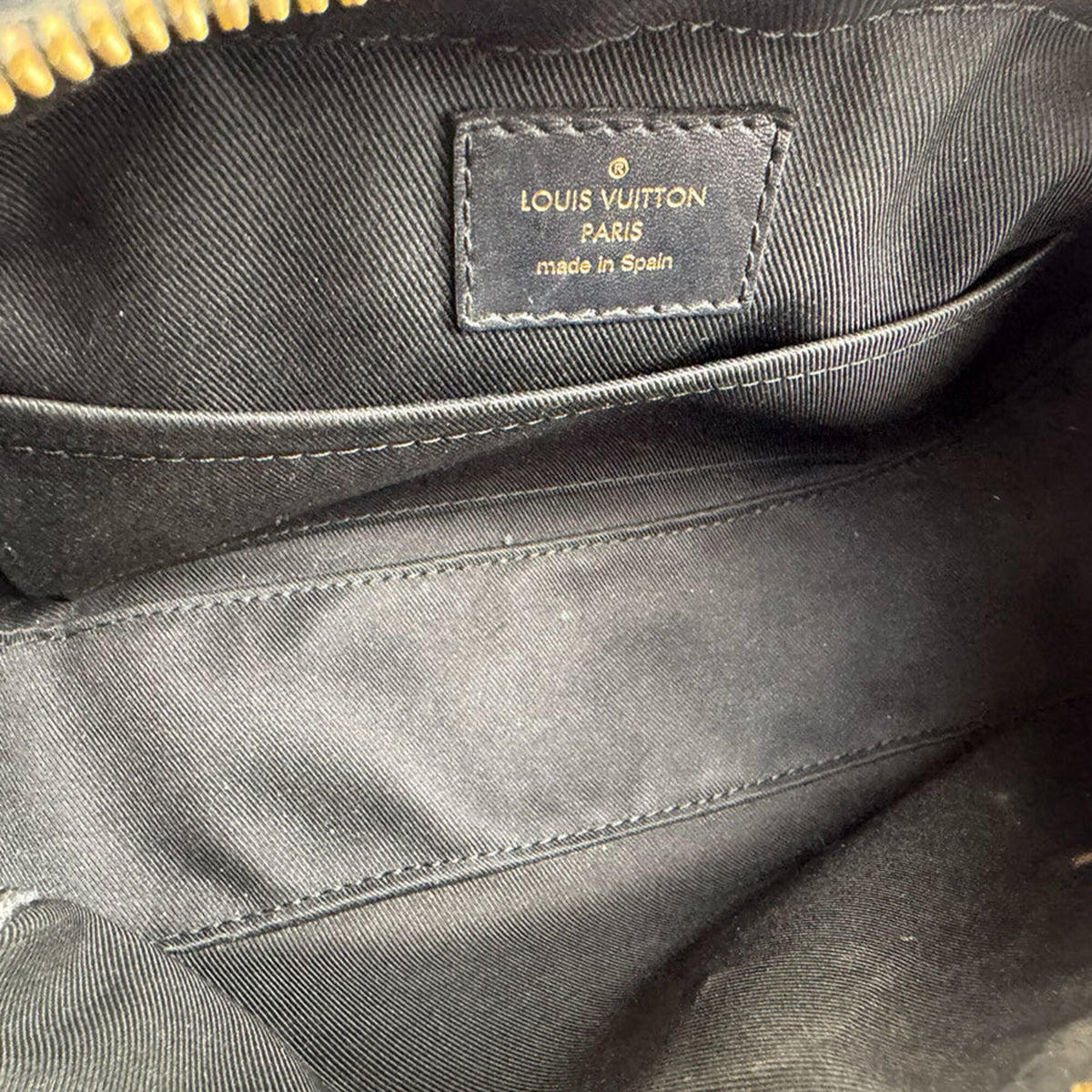 Louis Vuitton Black Brown Monogram Monogram Shoulder Bag (Pre-Owned)