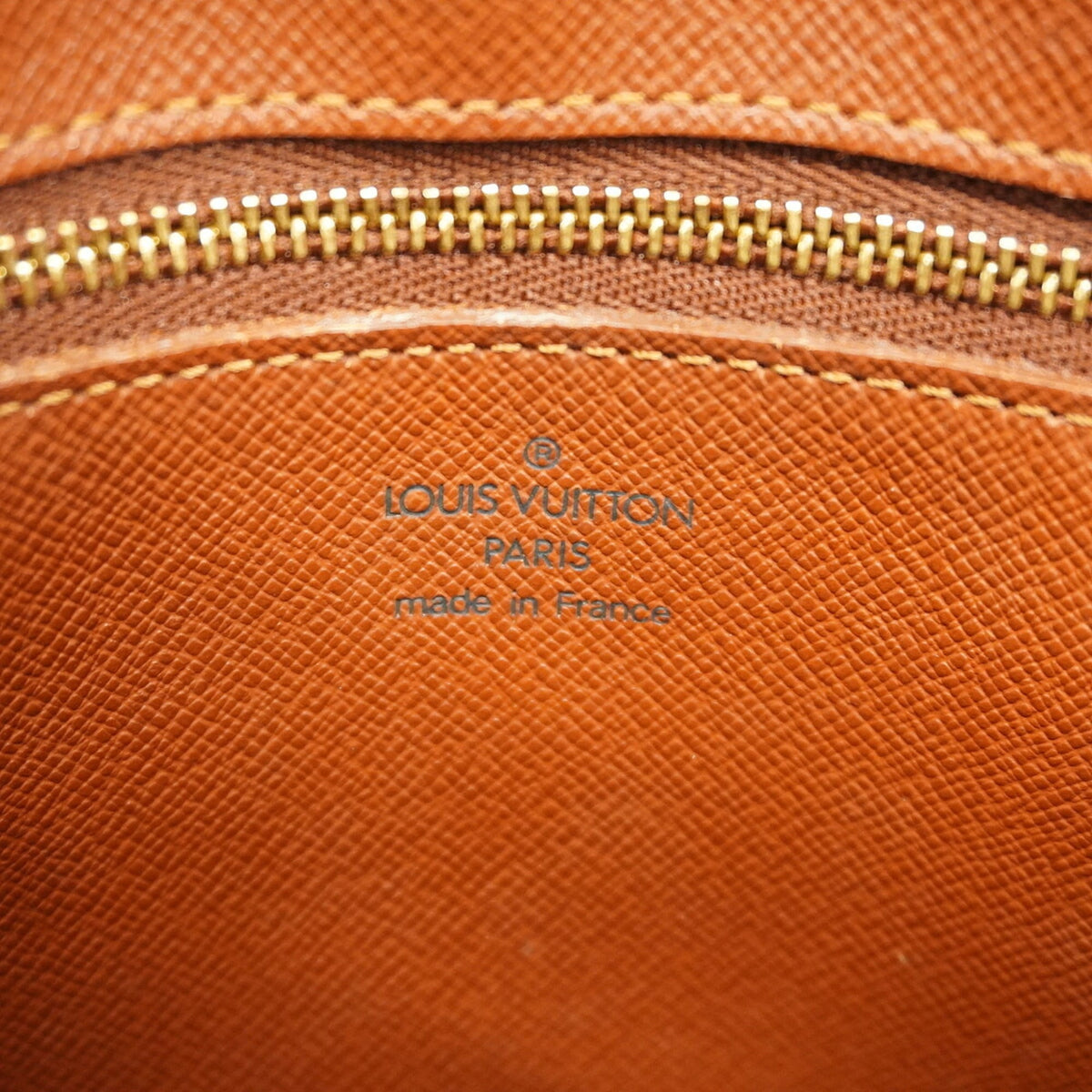 Louis Vuitton Brown Shoulder Bag (Pre-Owned)