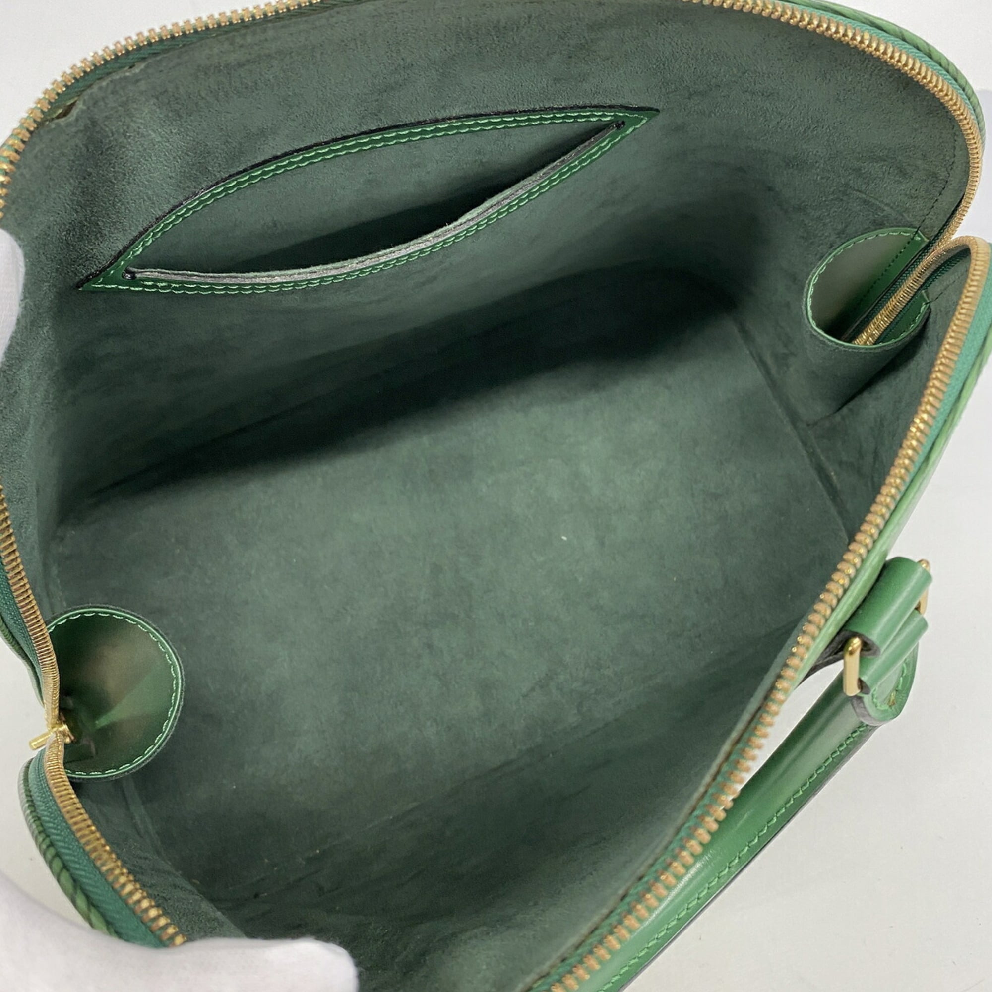 Louis Vuitton Borneo Green Handbag (Pre-Owned)