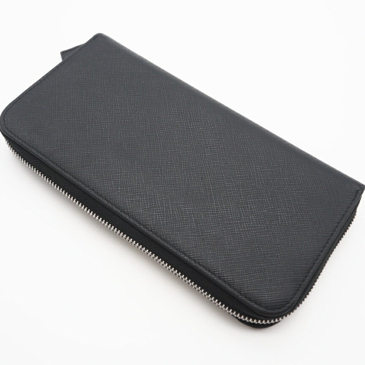 Prada Saffiano Black Leather Saffiano Long Wallet (Bi-Fold) (Pre-Owned)