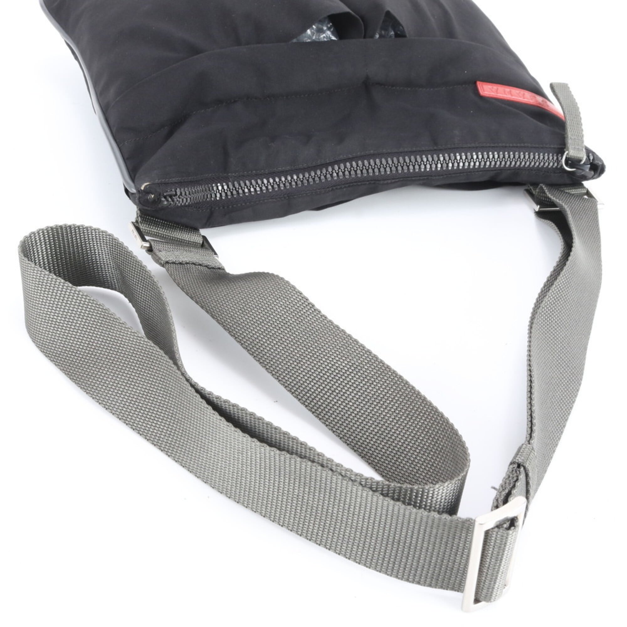 Pradasports Black Gray Leather Nylon Shoulder Bag (Pre-Owned)