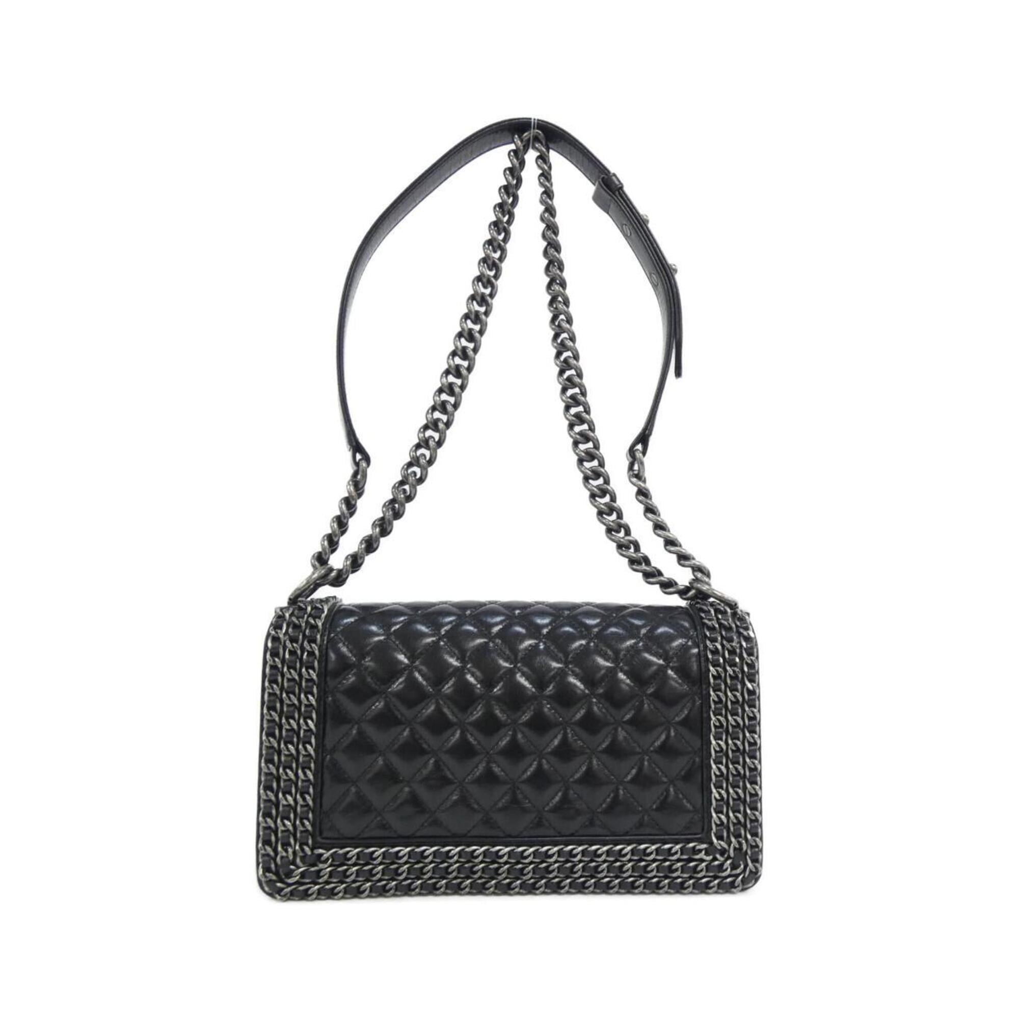Chanel Black Leather Shoulder Bag (Pre-Owned)