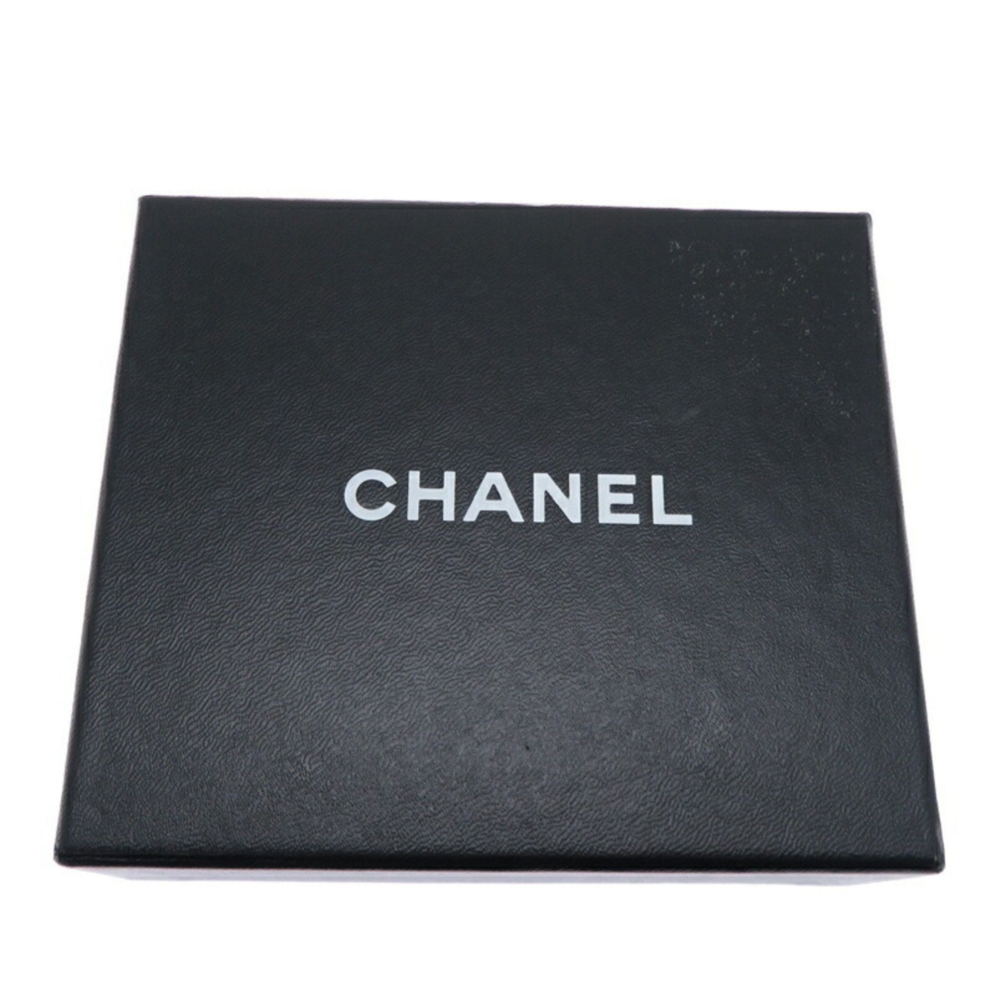 Chanel Black Grained Calfskin Wallet (Bi-Fold) (Pre-Owned)