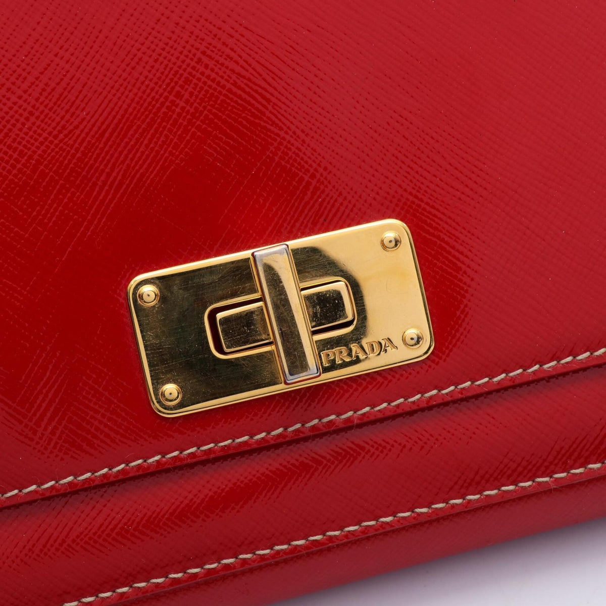 Prada Red Color Patent Leather Handbag Shoulder Bag (Pre-Owned)