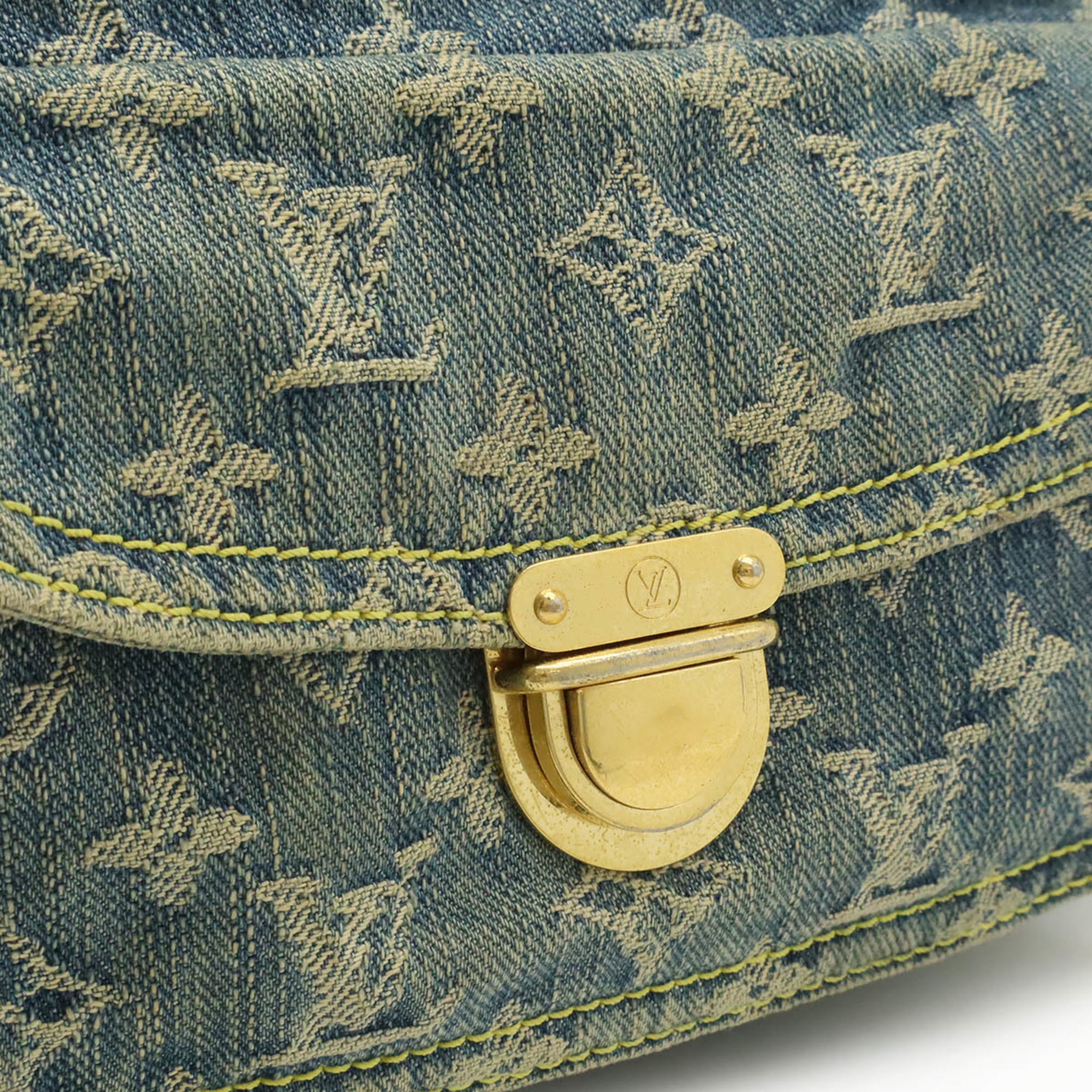 Louis Vuitton Blue Monogram Monogram Denim Fanny Pack Shoulder Bag (Pre-Owned)