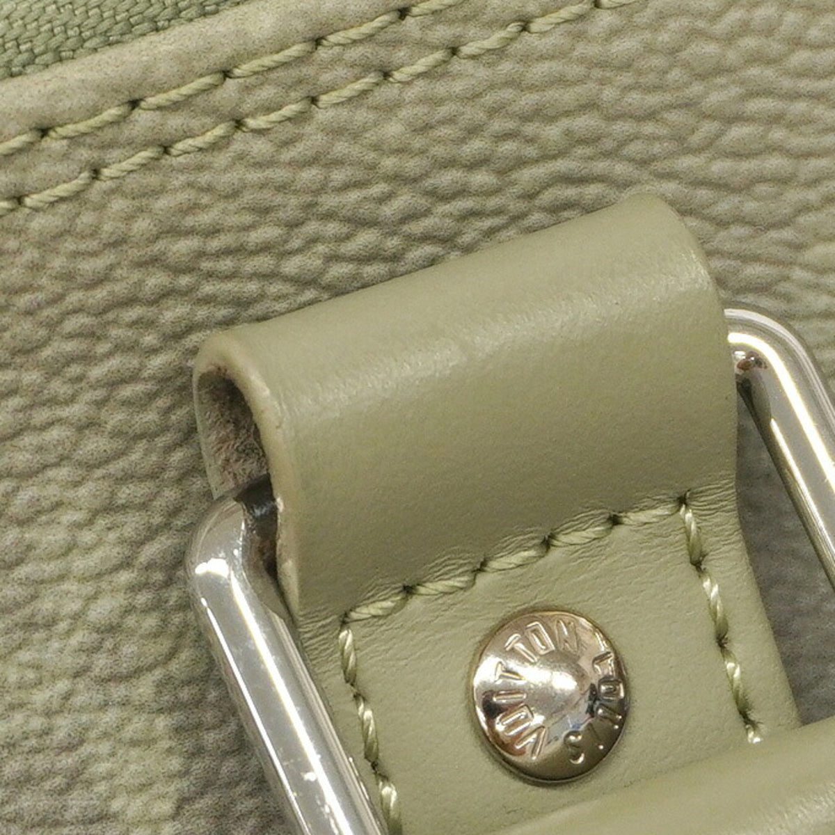 Louis Vuitton Green Handbag (Pre-Owned)