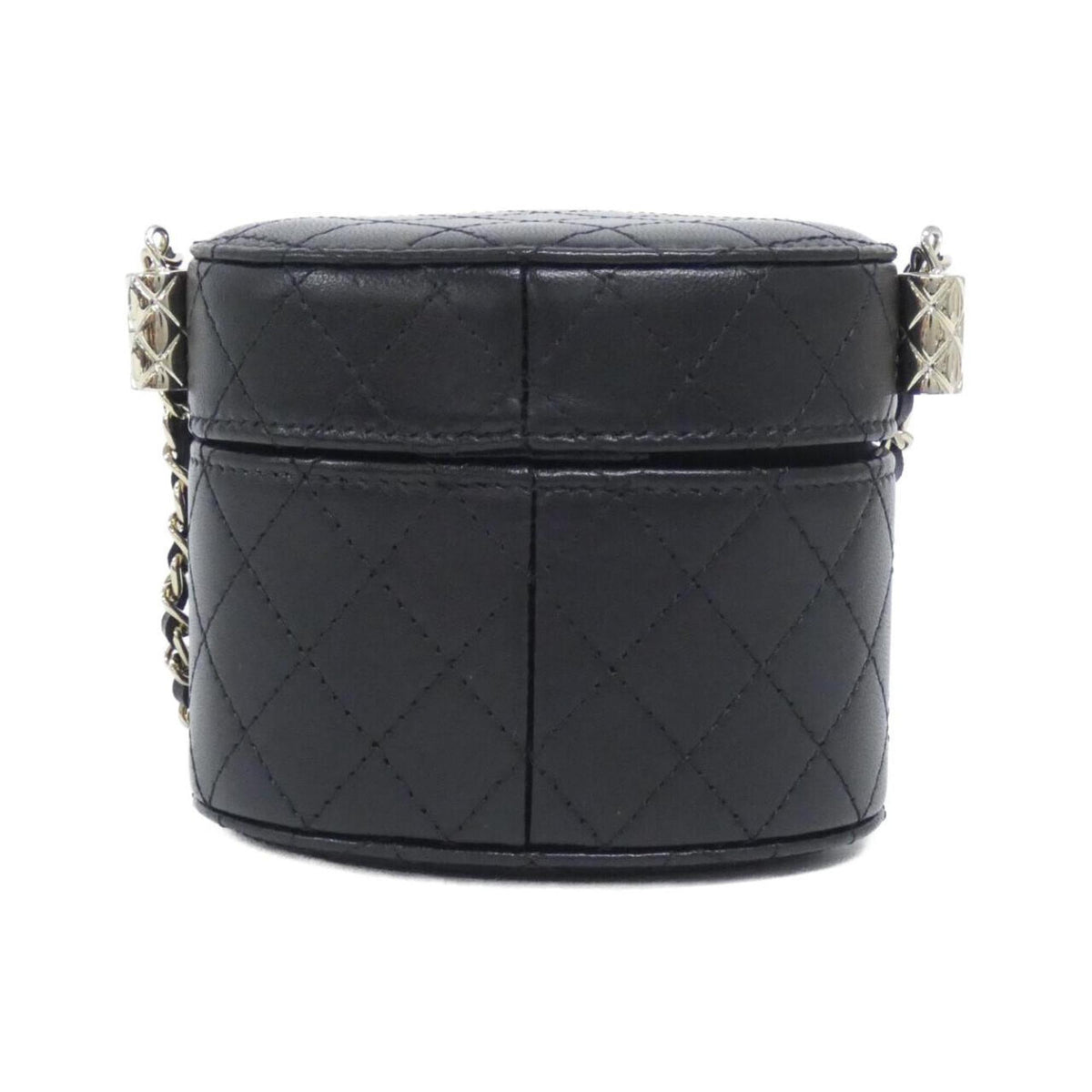 Chanel Black Leather Shoulder Bag (Pre-Owned)
