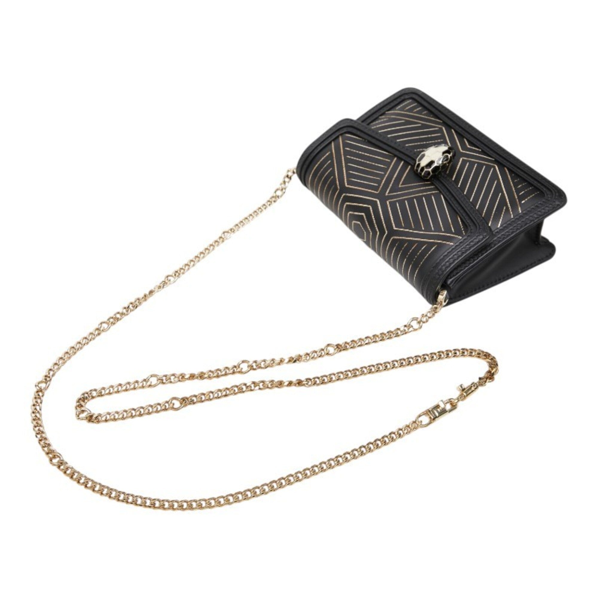 Bvlgari Black Leather Shoulder Bag (Pre-Owned)