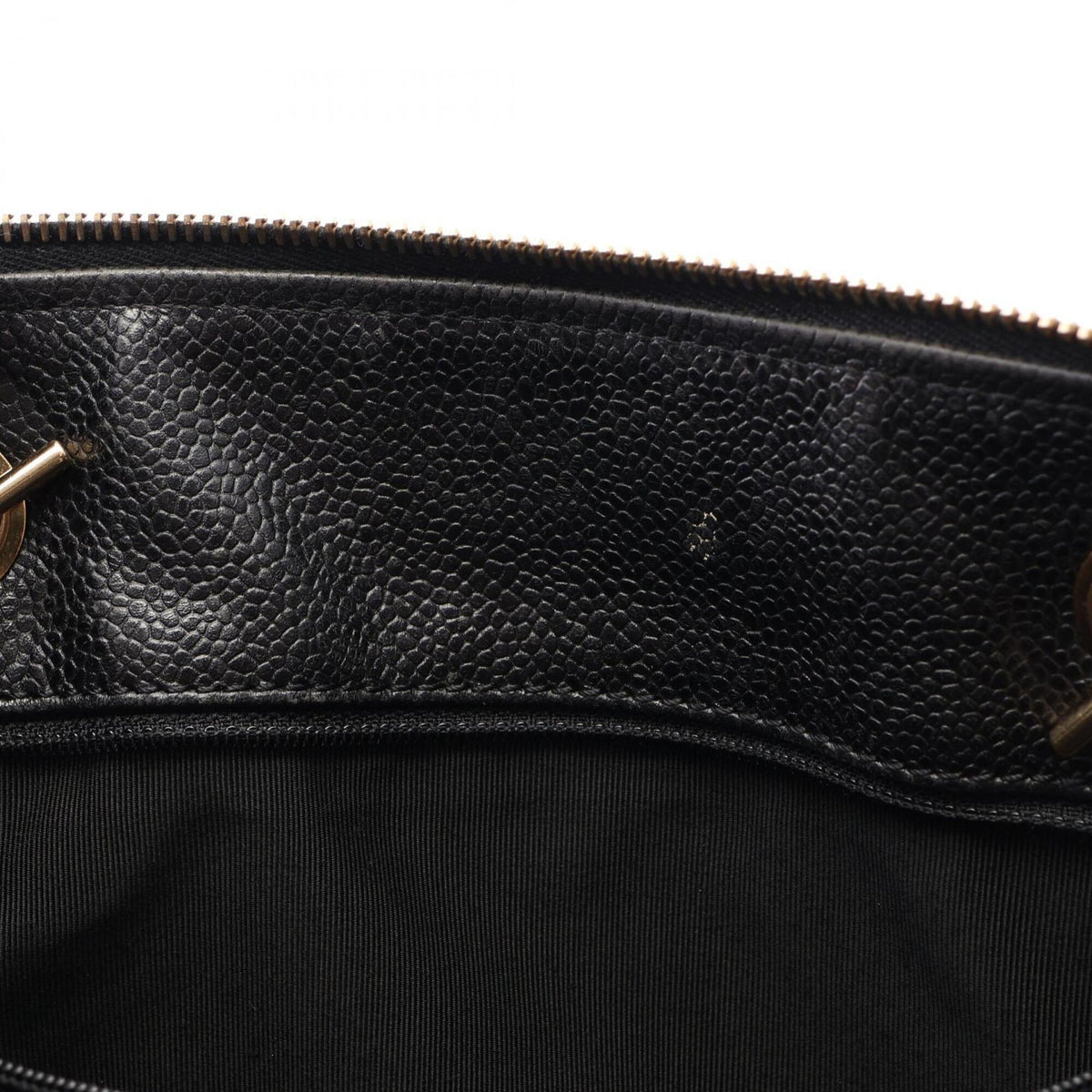 Chanel Black Grained Calfskin Handbag Shoulder Bag (Pre-Owned)