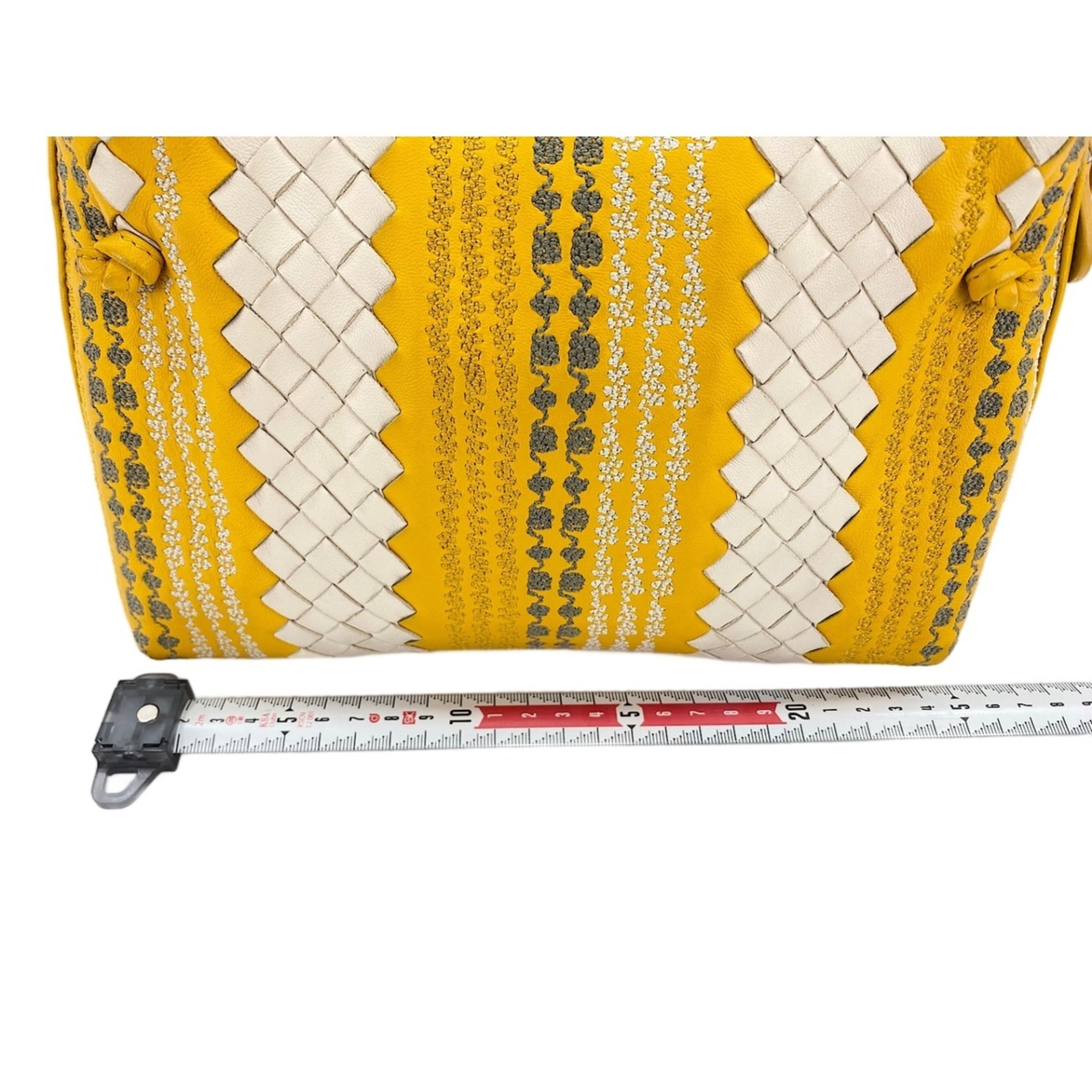 Bottega Veneta Yellow Shoulder Bag (Pre-Owned)