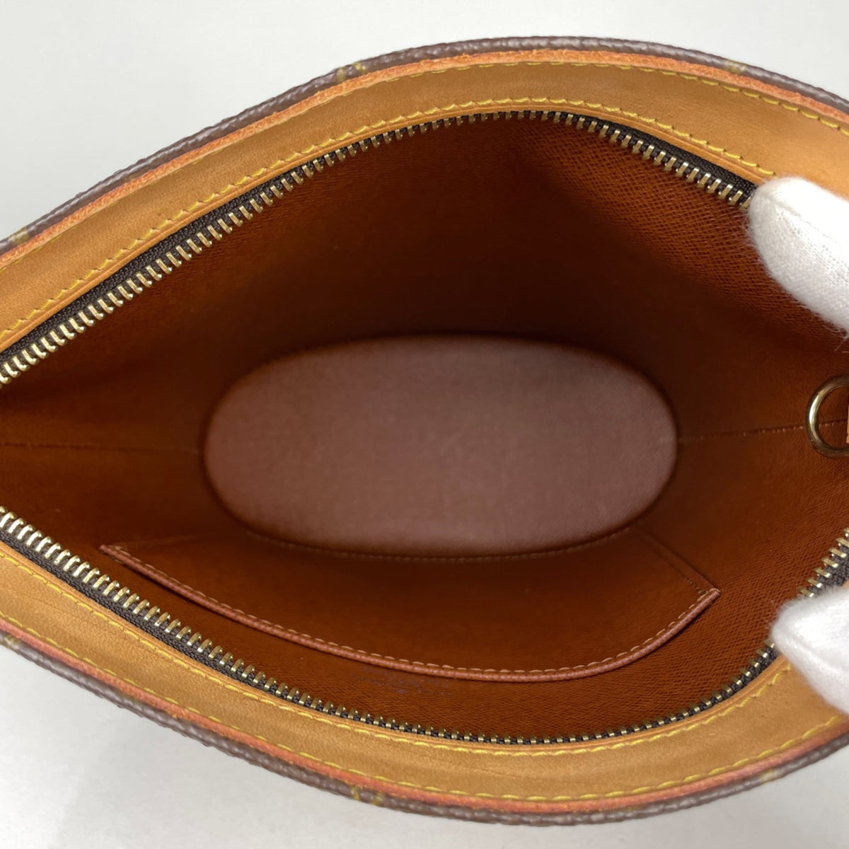 Louis Vuitton Brown Monogram Shoulder Bag (Pre-Owned)
