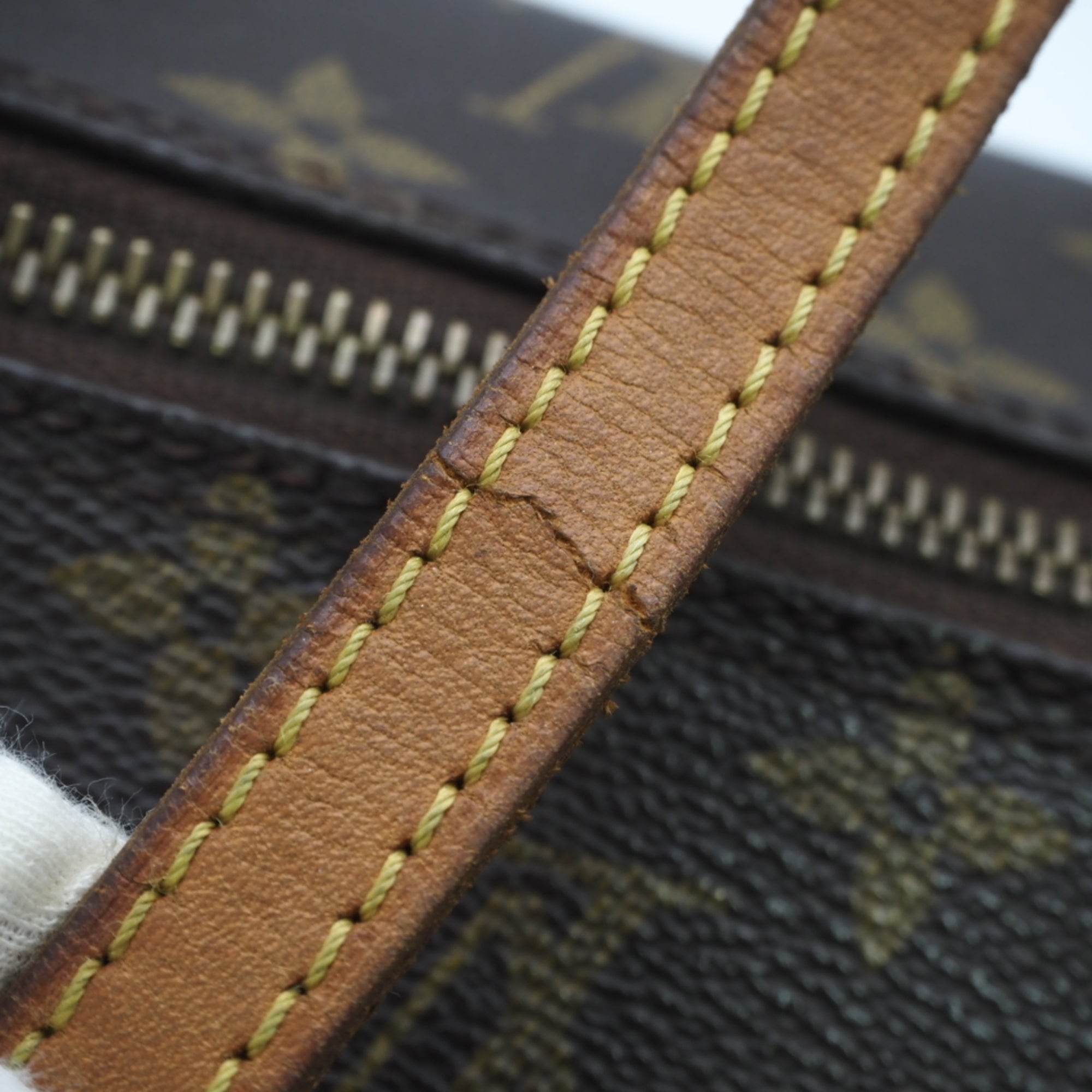 Louis Vuitton Beige Brown Coated Canvas Leather Handbag (Pre-Owned)