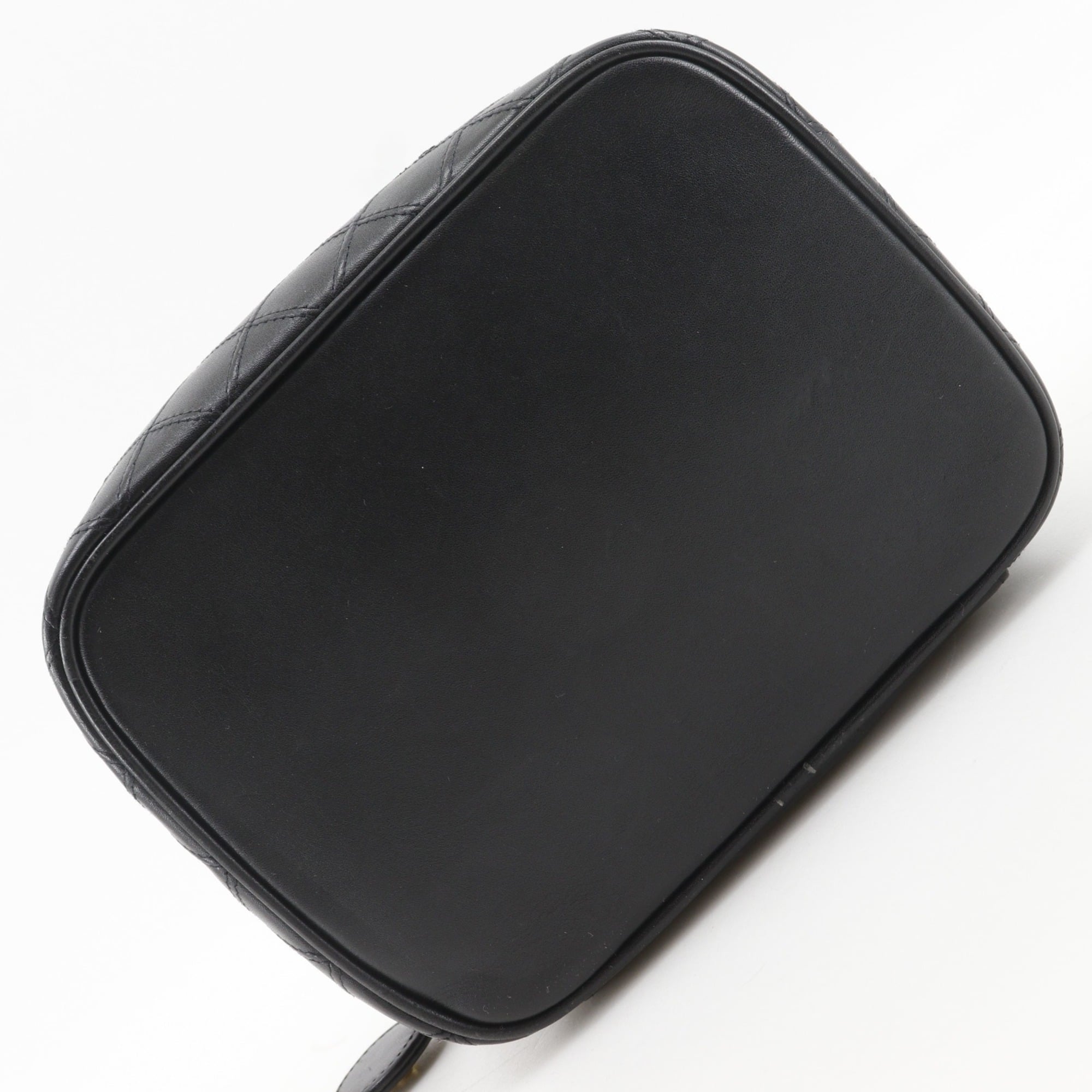Chanel Black Leather Pouch (Pre-Owned)