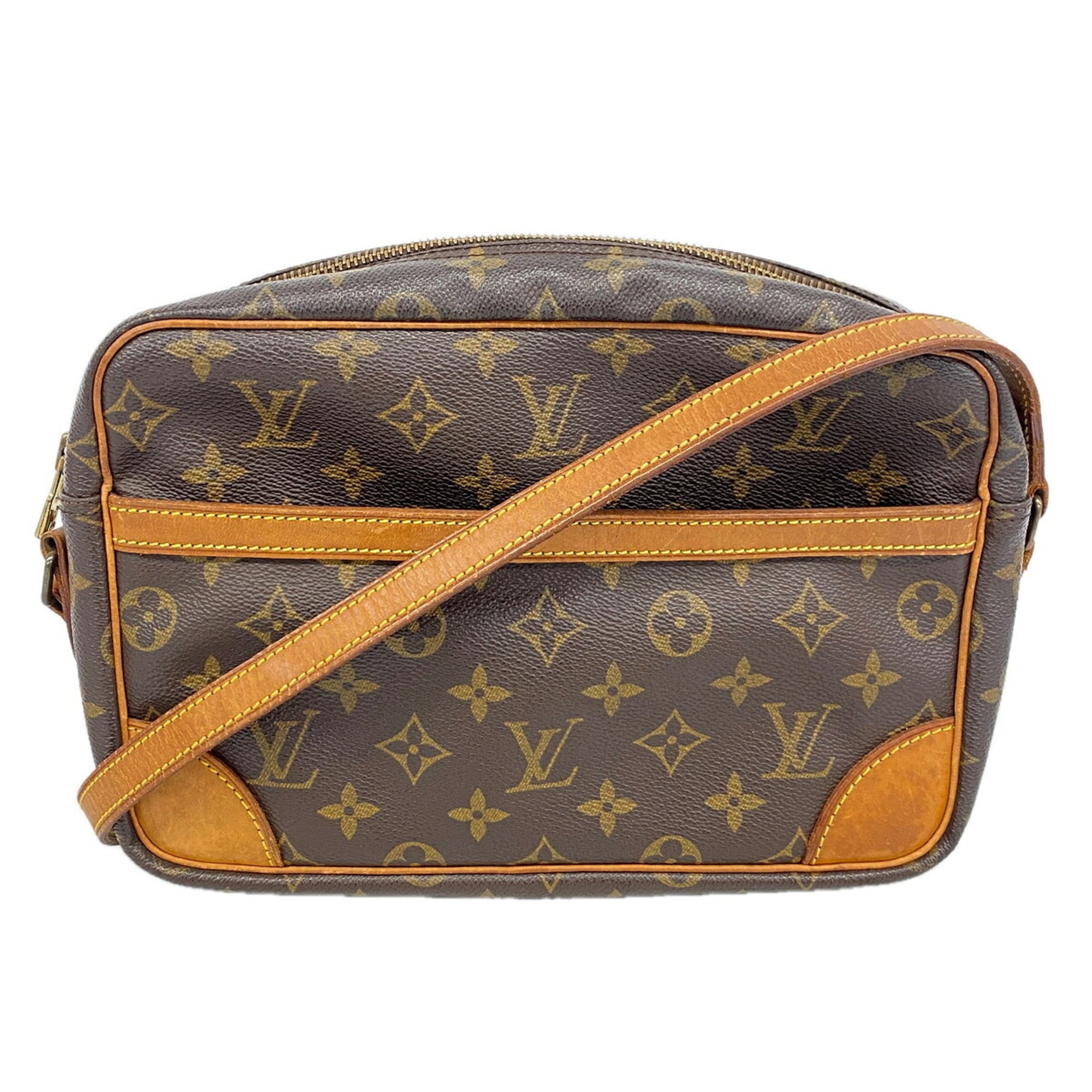 Louis Vuitton Brown Shoulder Bag (Pre-Owned)