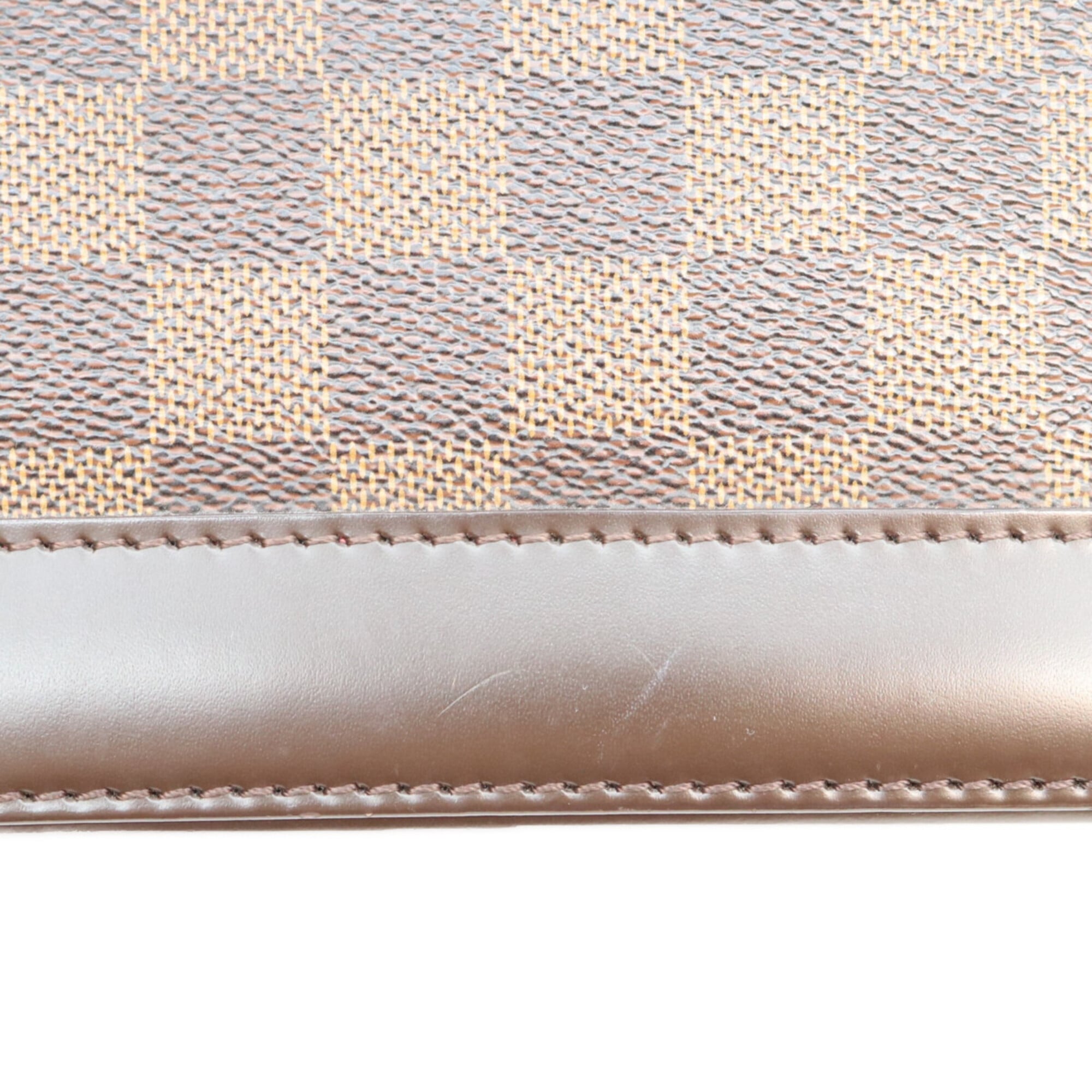Louis Vuitton Damier Canvas Damier Canvas Handbag (Pre-Owned)