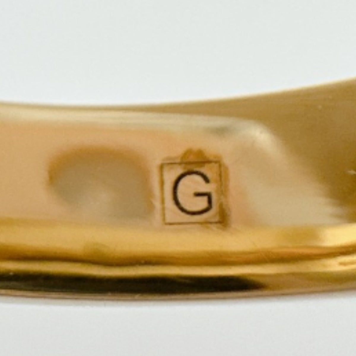 Gucci Gold Metal Band Ring (Pre-Owned)