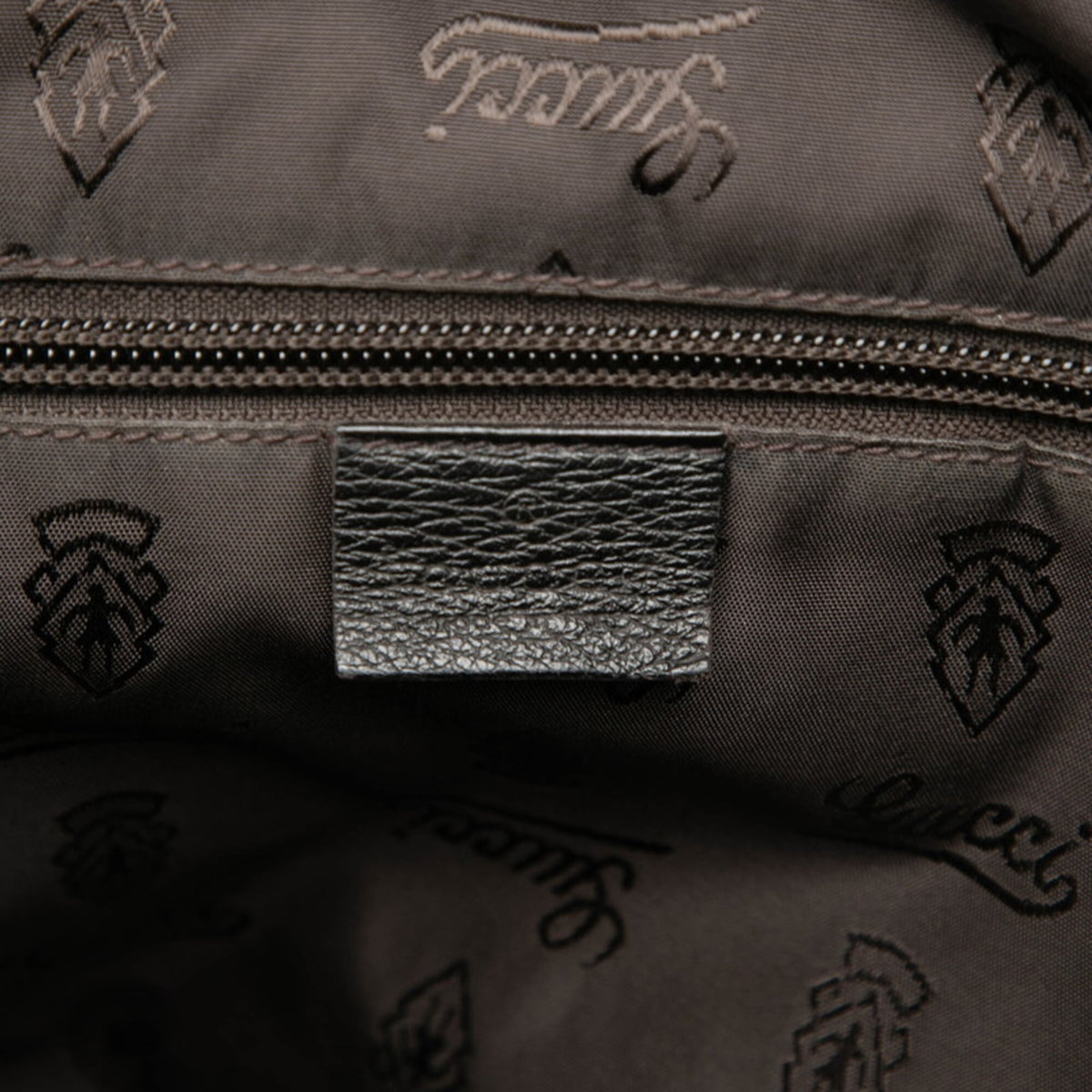 Gucci Black Leather Shoulder Bag (Pre-Owned)