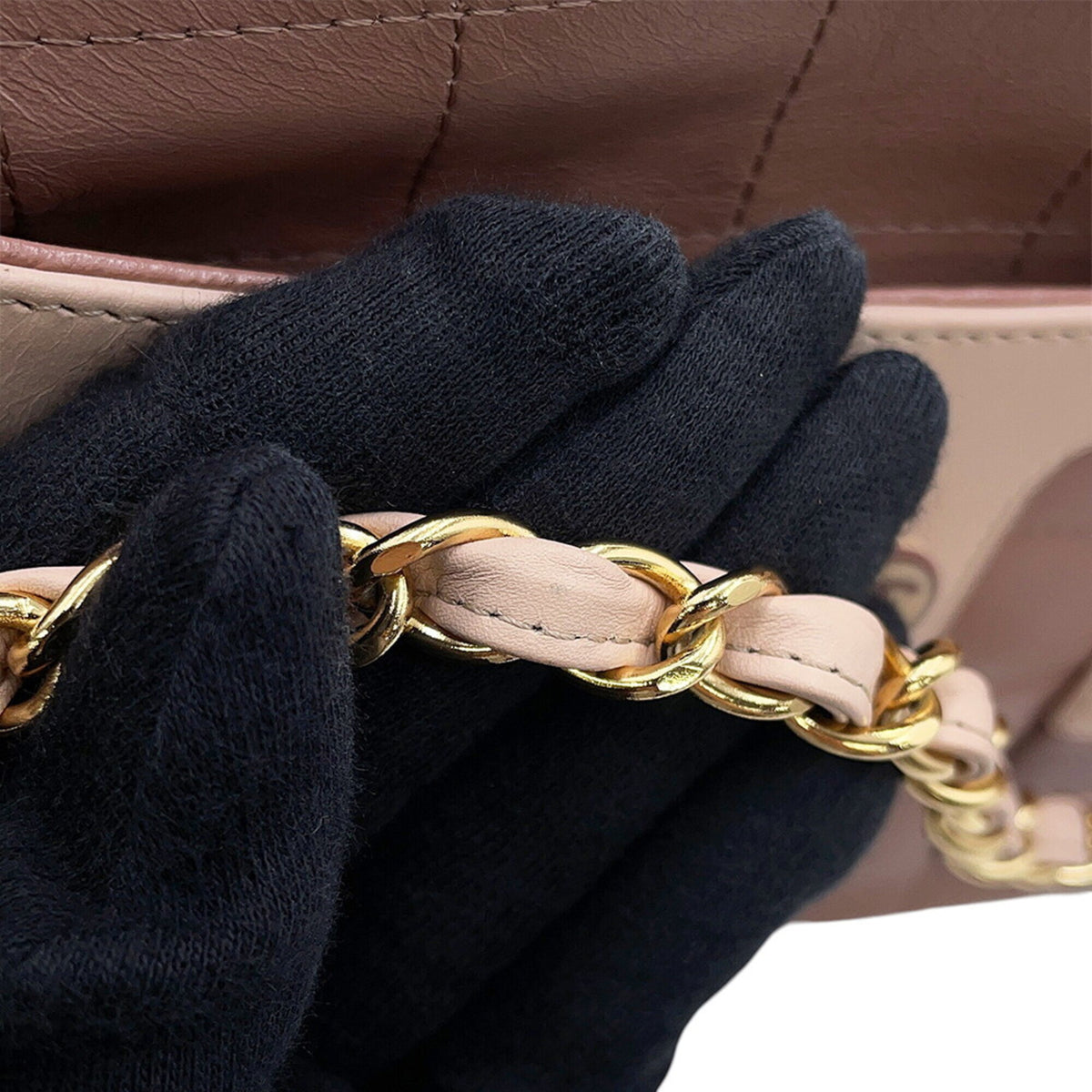 Chanel Pink Handbag Shoulder Bag (Pre-Owned)