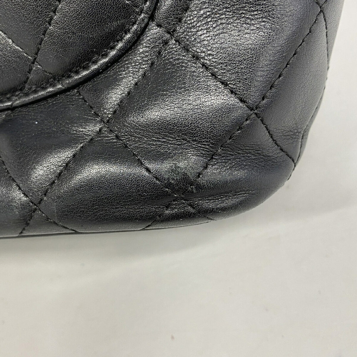 Chanel Black Leather Tote Bag (Pre-Owned)