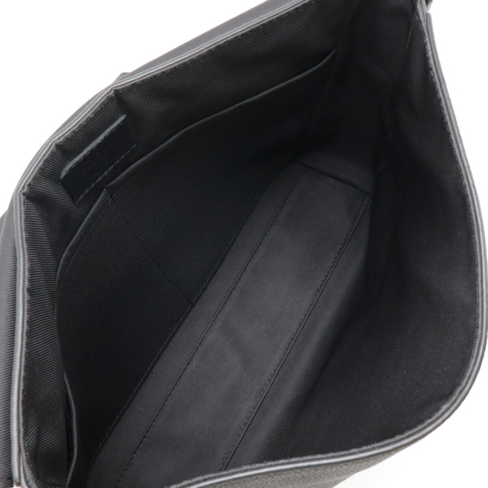 Louis Vuitton Black Noir Leather Shoulder Bag (Pre-Owned)