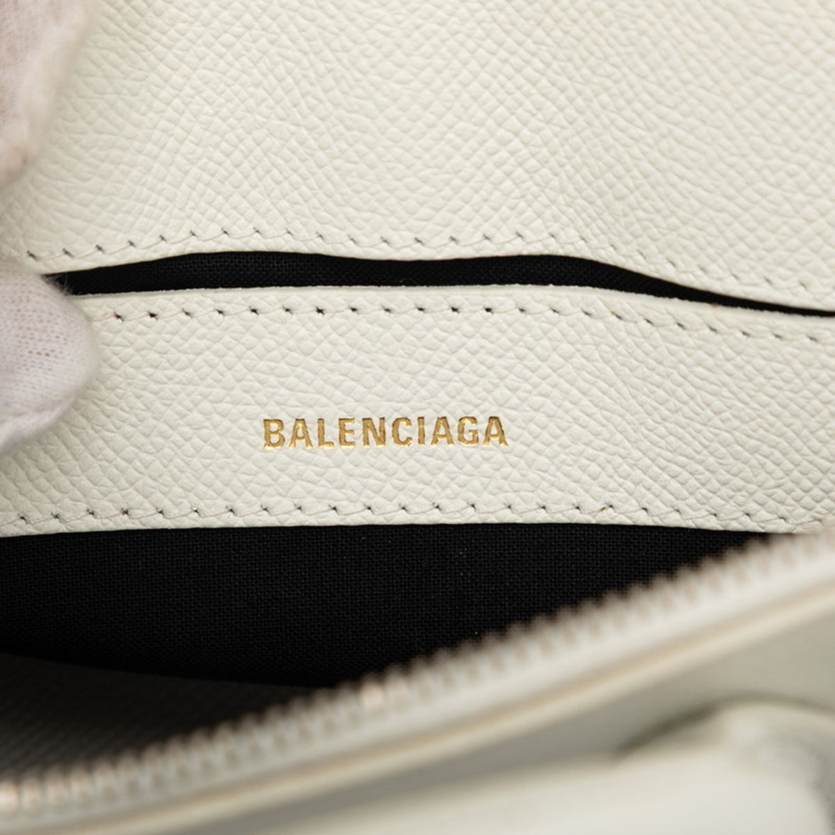Balenciaga White Leather Handbag Shoulder Bag (Pre-Owned)