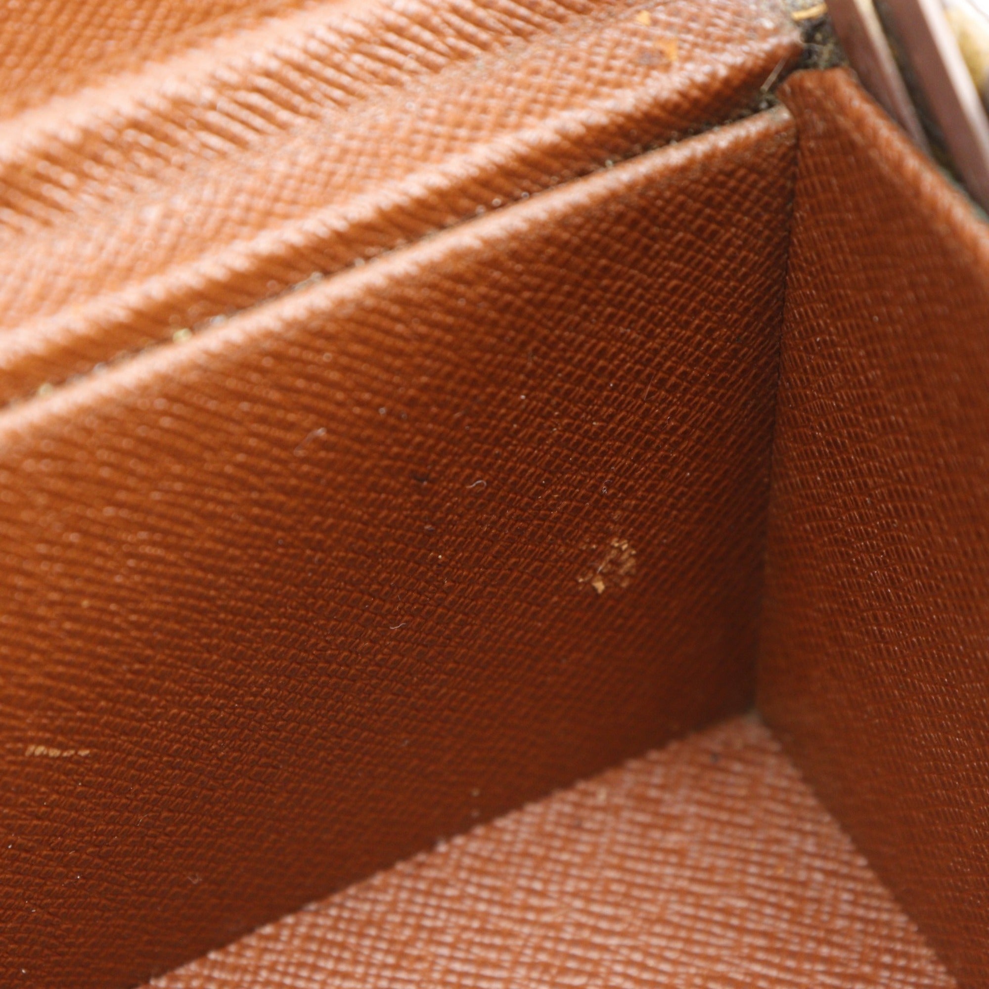 Louis Vuitton Brown Monogram Boston Bag (Pre-Owned)