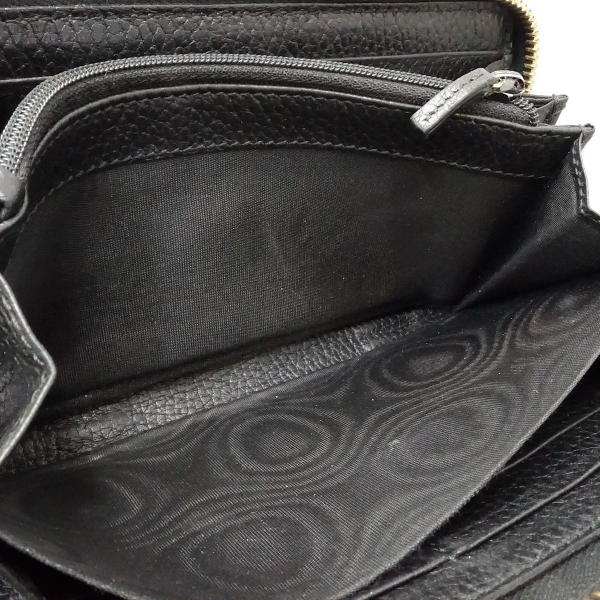 Gucci Black Leather Long Wallet (Bi-Fold) (Pre-Owned)