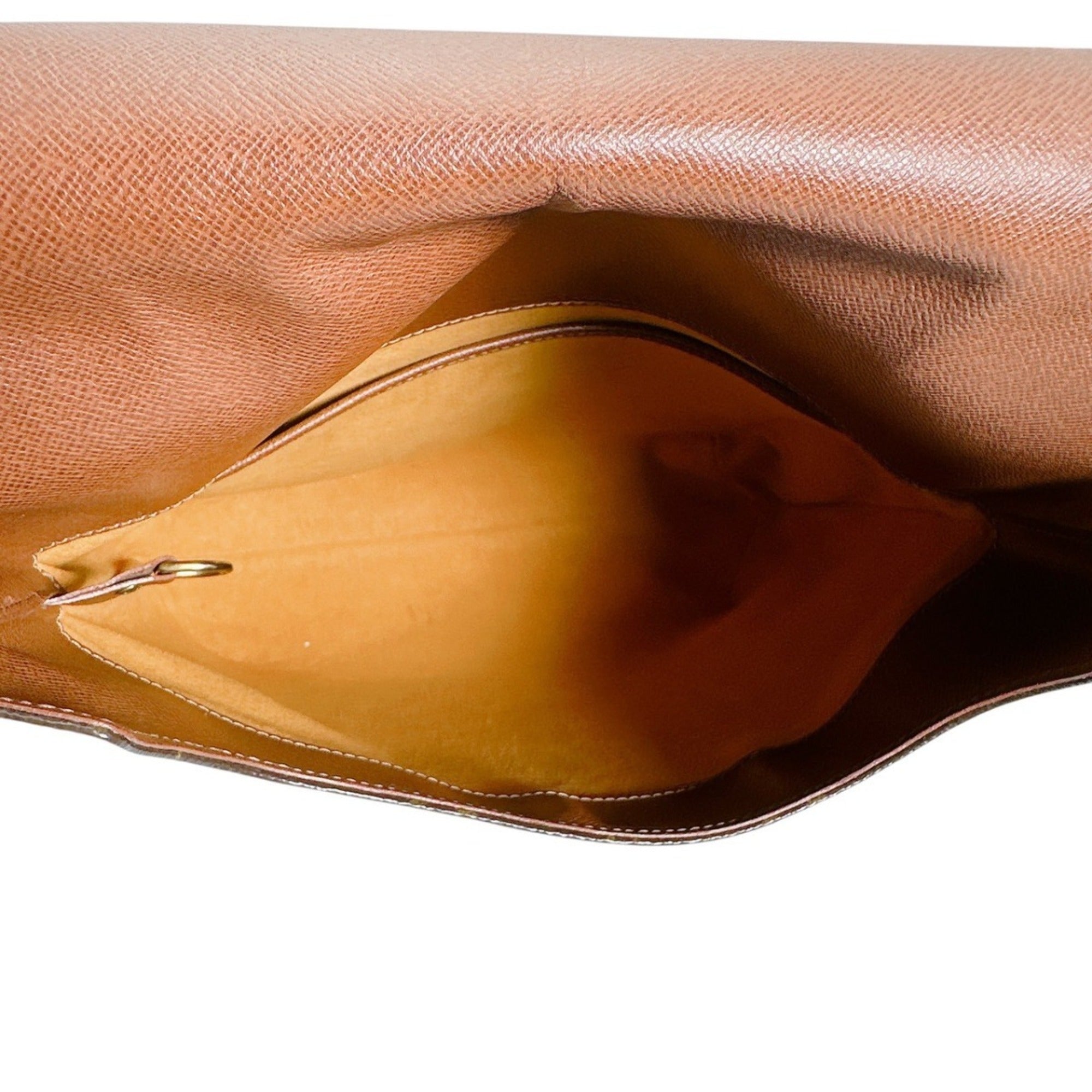 Louis Vuitton Brown Monogram Canvas Shoulder Bag (Pre-Owned)