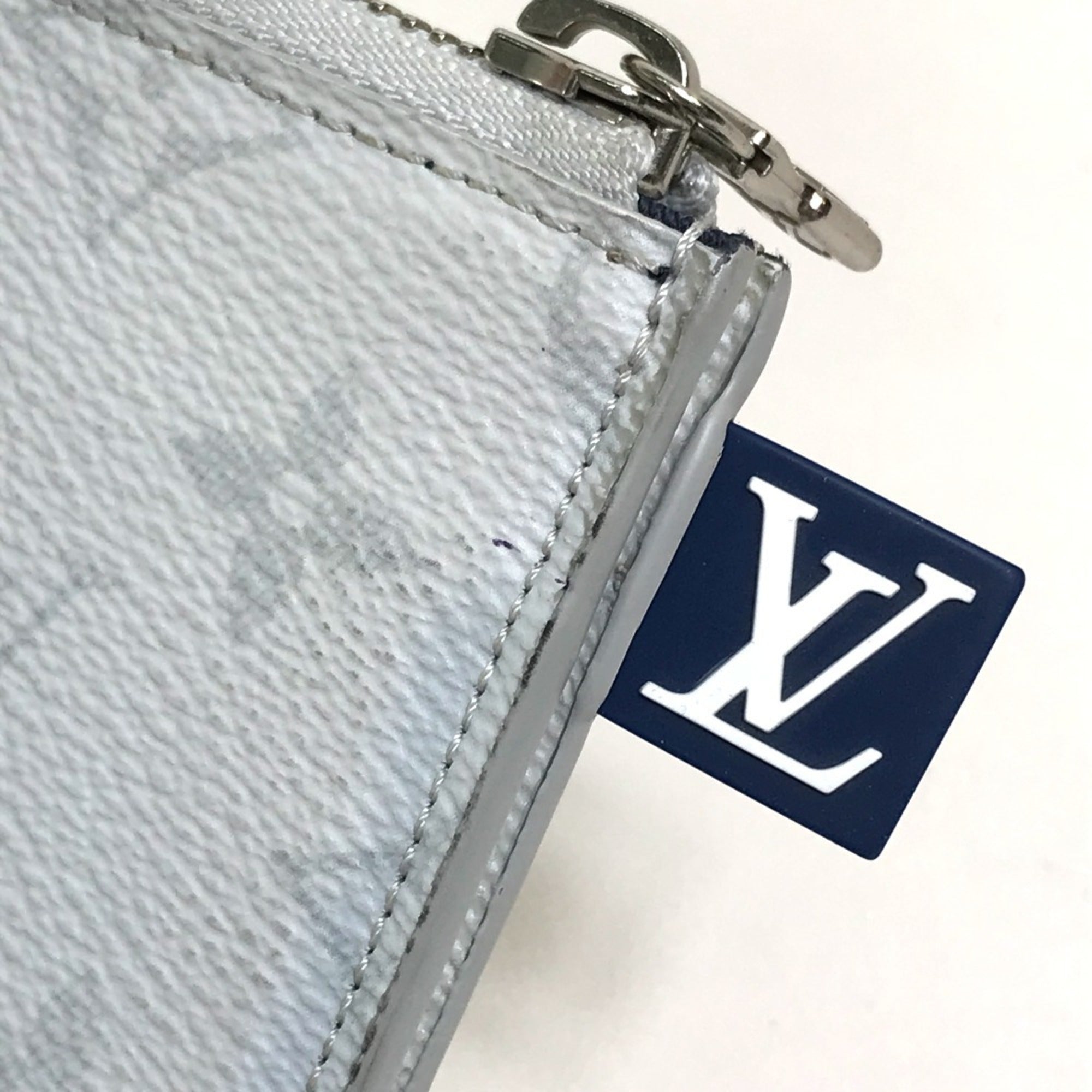 Louis Vuitton Blue Red Color White Monogram Clutch Bag Pochette (Pre-Owned)