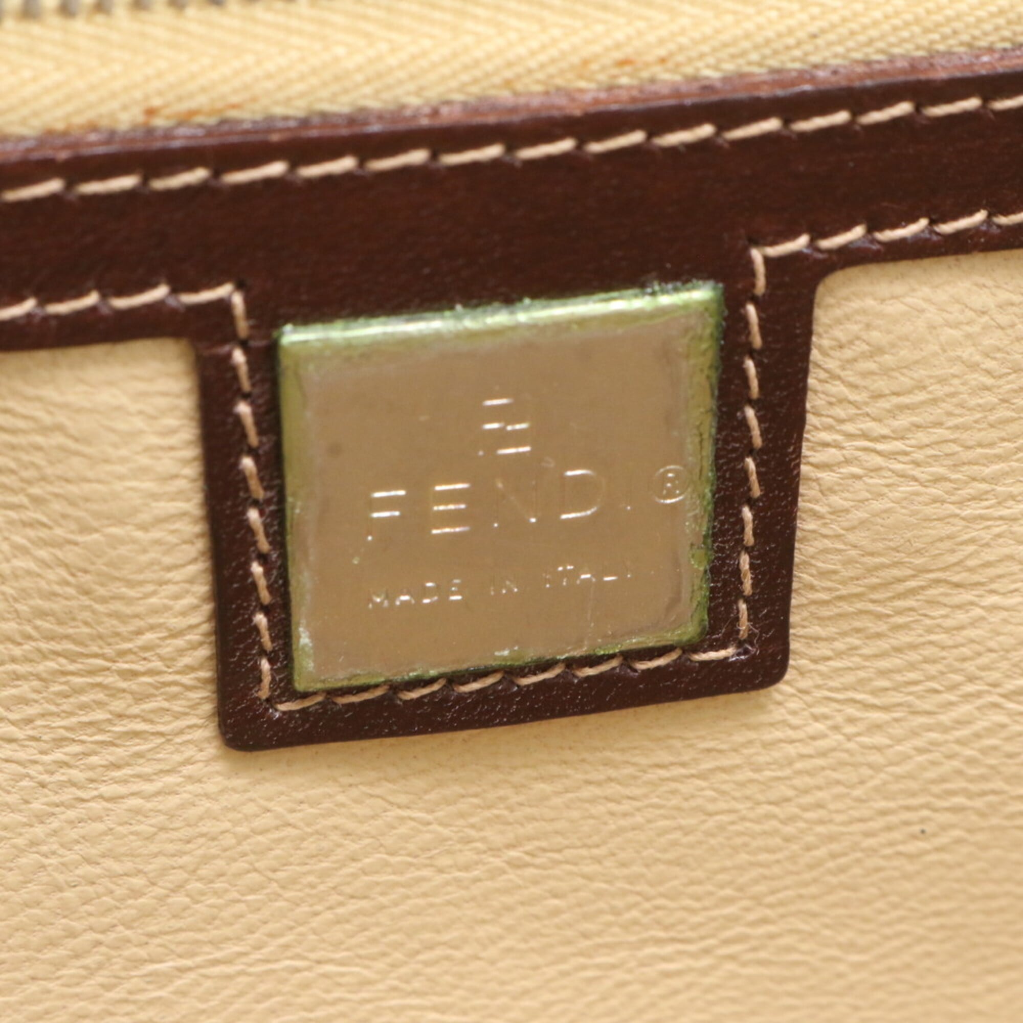 Fendi Brown Leather Handbag (Pre-Owned)