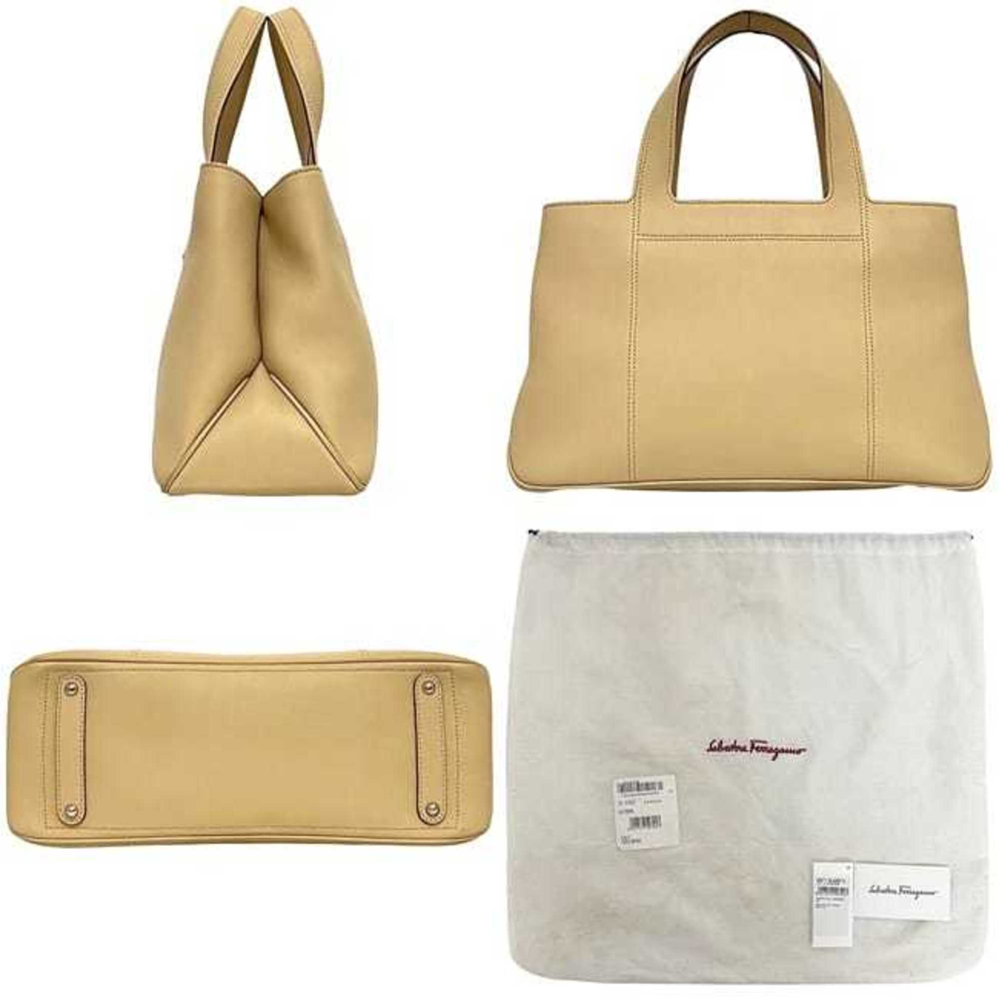 Salvatore Ferragamo Beige Leather Handbag Tote Bag (Pre-Owned)