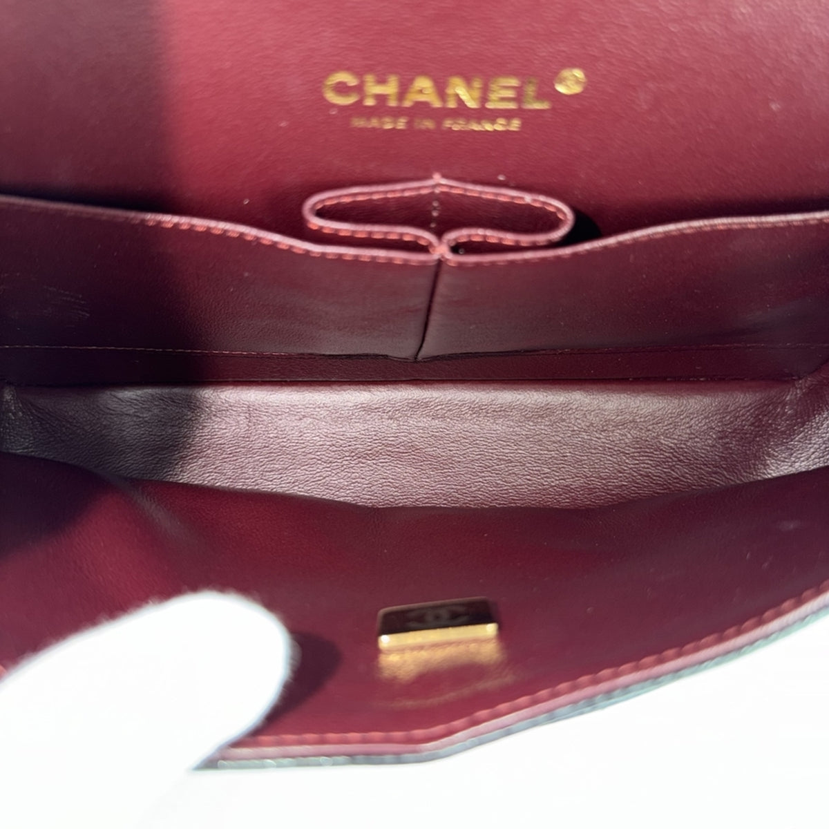 Chanel Black Grained Calfskin Shoulder Bag (Pre-Owned)