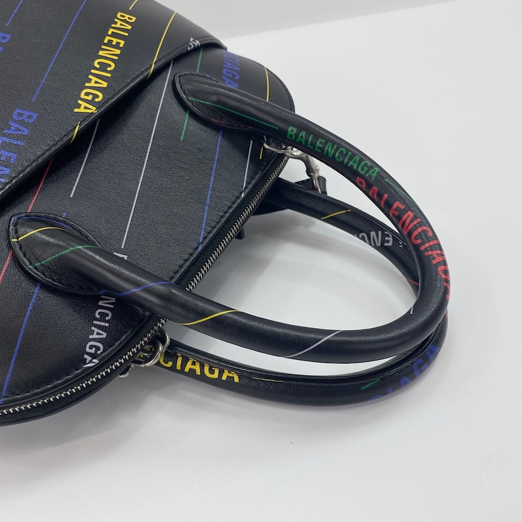 Balenciaga Black Handbag (Pre-Owned)