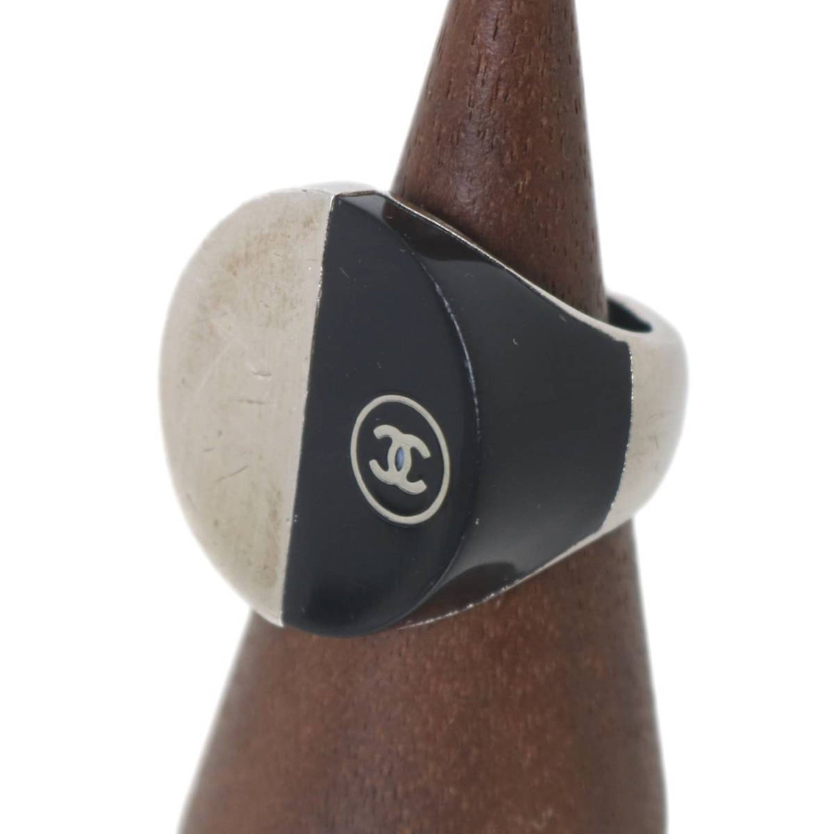 Chanel Silver Black Band Ring (Pre-Owned)