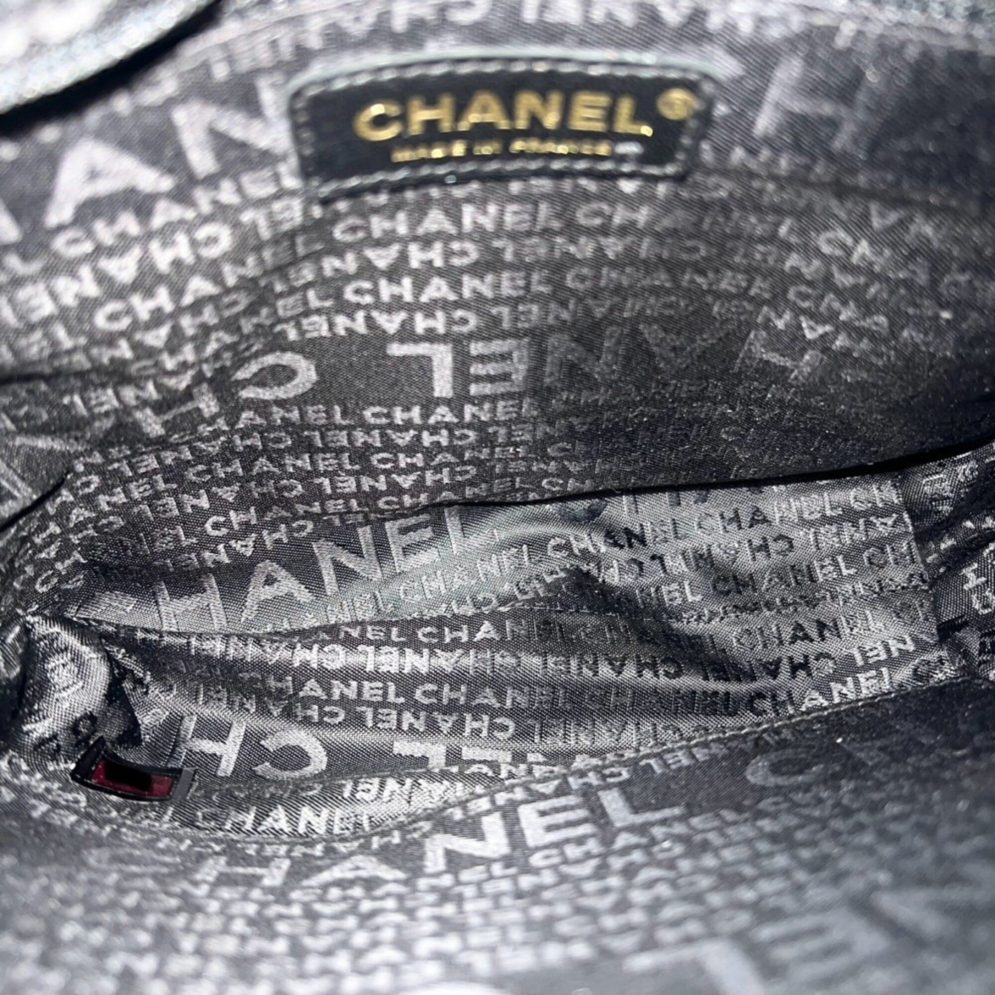 Chanel Black Leather Handbag Shoulder Bag (Pre-Owned)