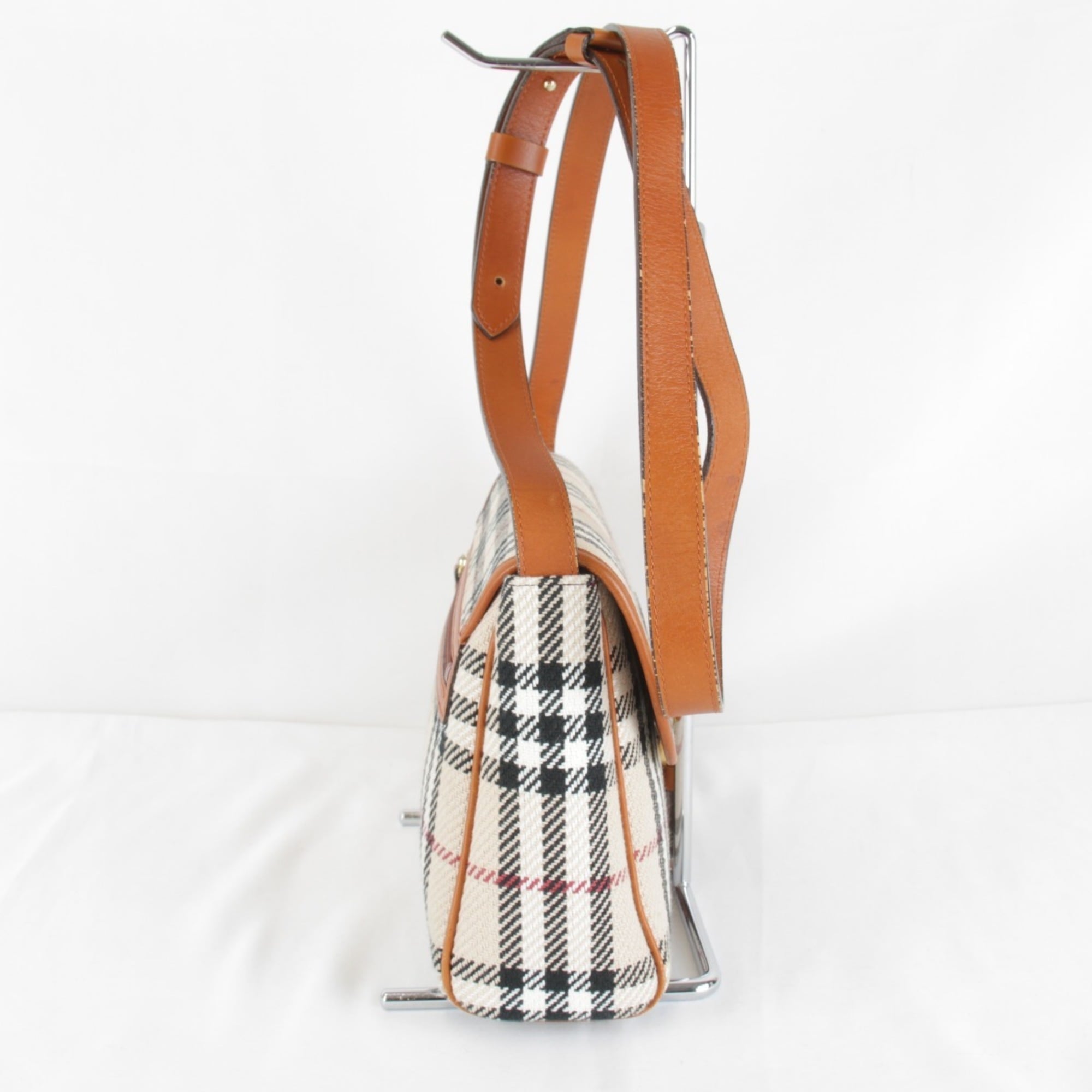 Burberry Beige Canvas Shoulder Bag (Pre-Owned)